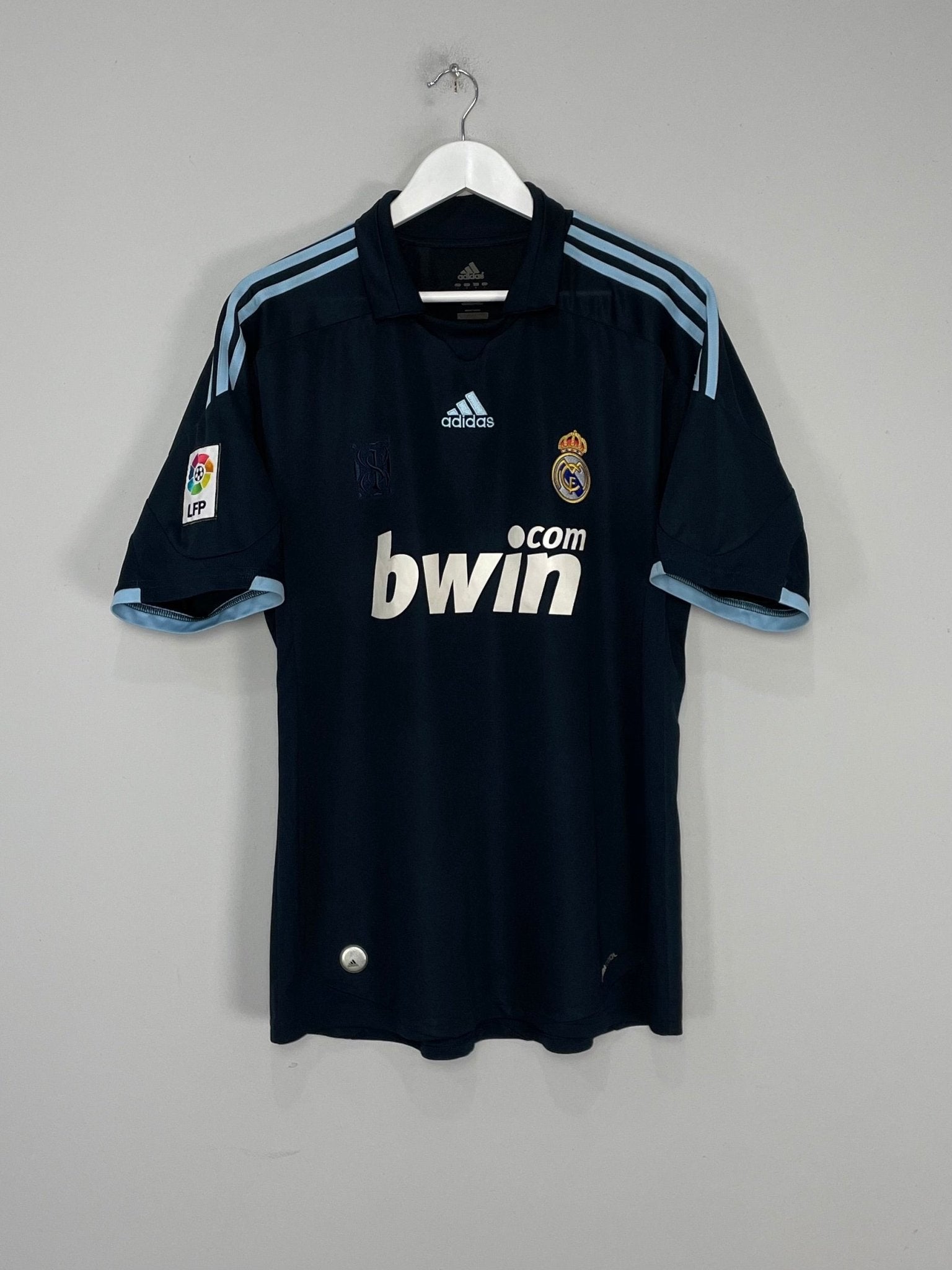 Shop 2009/10 REAL MADRID KAKA #8 AWAY SHIRT (L) ADIDAS, classic football shirts, vintage football shirts & retro soccer jerseys at Cult Kits