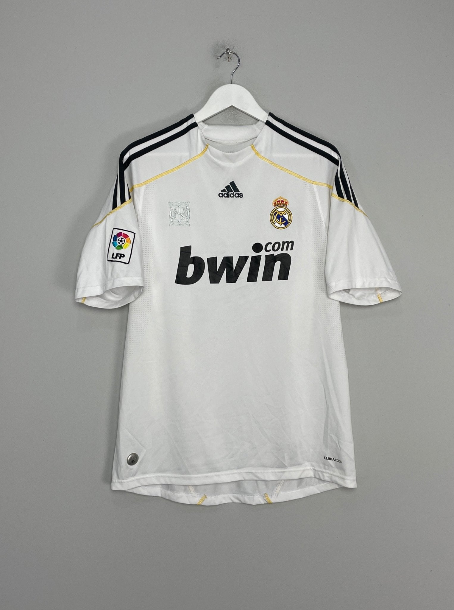 Shop 2009/10 REAL MADRID KAKA #8 HOME SHIRT (L) ADIDAS, classic football shirts, vintage football shirts & retro soccer jerseys at Cult Kits
