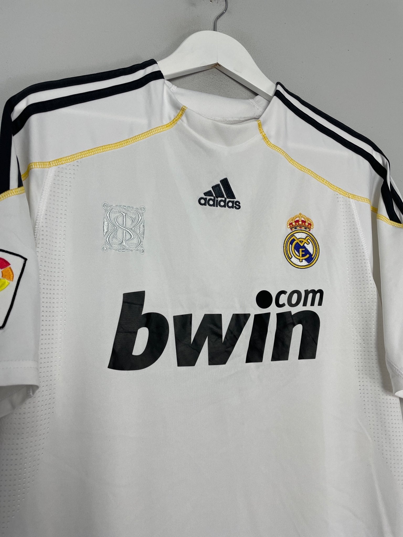 Shop 2009/10 REAL MADRID KAKA #8 HOME SHIRT (L) ADIDAS, classic football shirts, vintage football shirts & retro soccer jerseys at Cult Kits