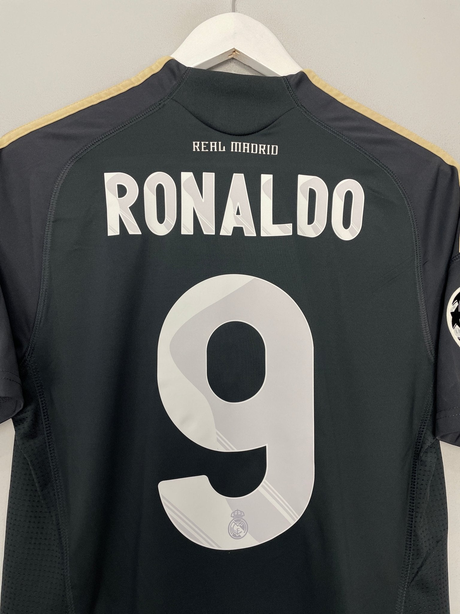 2009/10 REAL MADRID RONALDO #9 C/L THIRD SHIRT (M) ADIDAS – Cult Kits