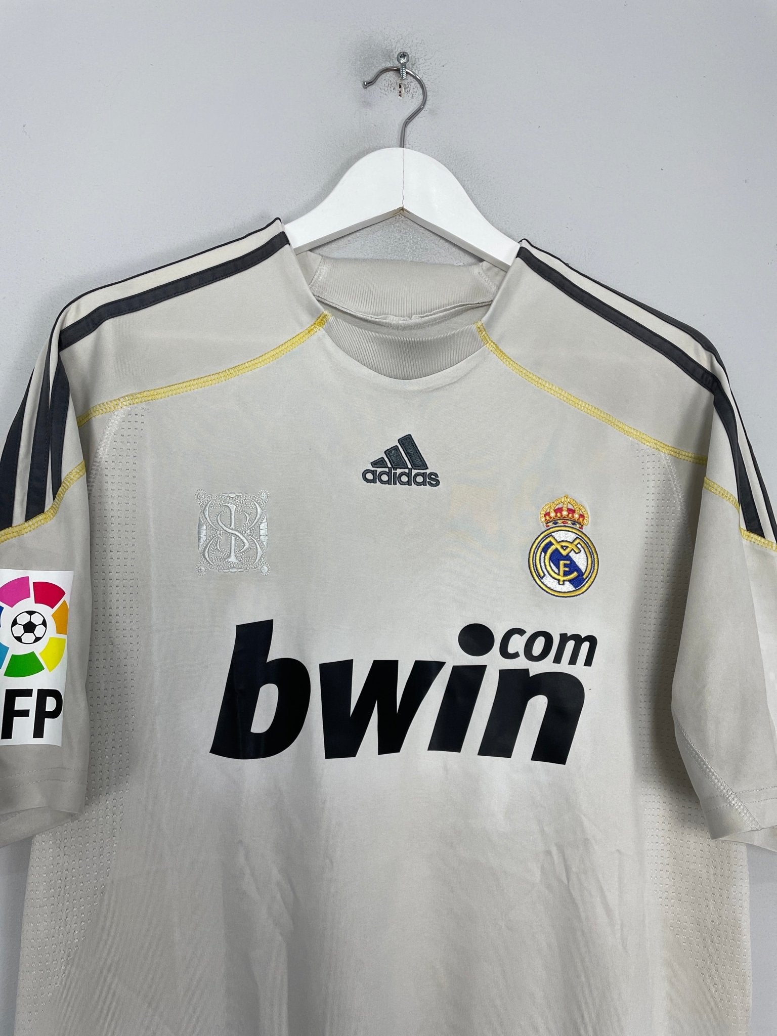 Shop 2009/10 REAL MADRID RONALDO #9 HOME SHIRT (L) ADIDAS, classic football shirts, vintage football shirts & retro soccer jerseys at Cult Kits