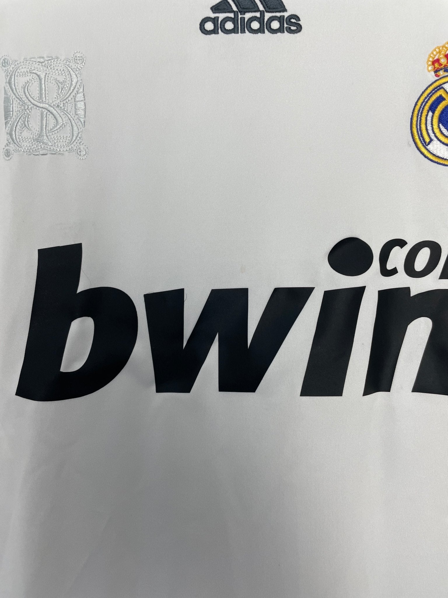 Shop 2009/10 REAL MADRID RONALDO #9 HOME SHIRT (L) ADIDAS, classic football shirts, vintage football shirts & retro soccer jerseys at Cult Kits