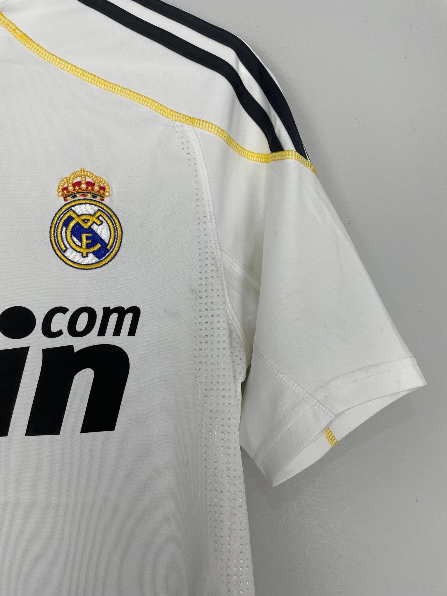 Shop 2009/10 REAL MADRID RONALDO #9 HOME SHIRT (S) ADIDAS, classic football shirts, vintage football shirts & retro soccer jerseys at Cult Kits