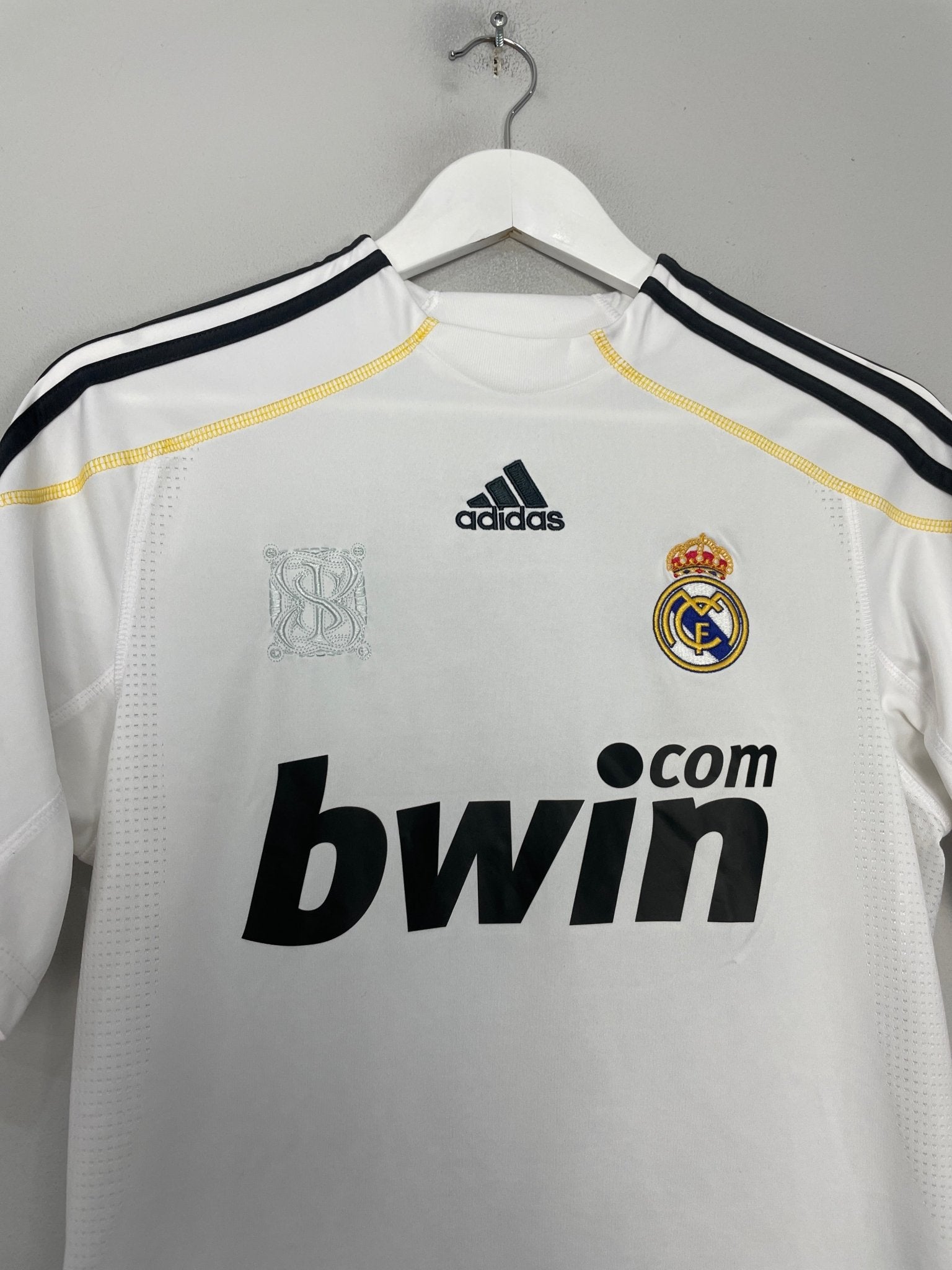 Shop 2009/10 REAL MADRID RONALDO #9 HOME SHIRT (S) ADIDAS, classic football shirts, vintage football shirts & retro soccer jerseys at Cult Kits