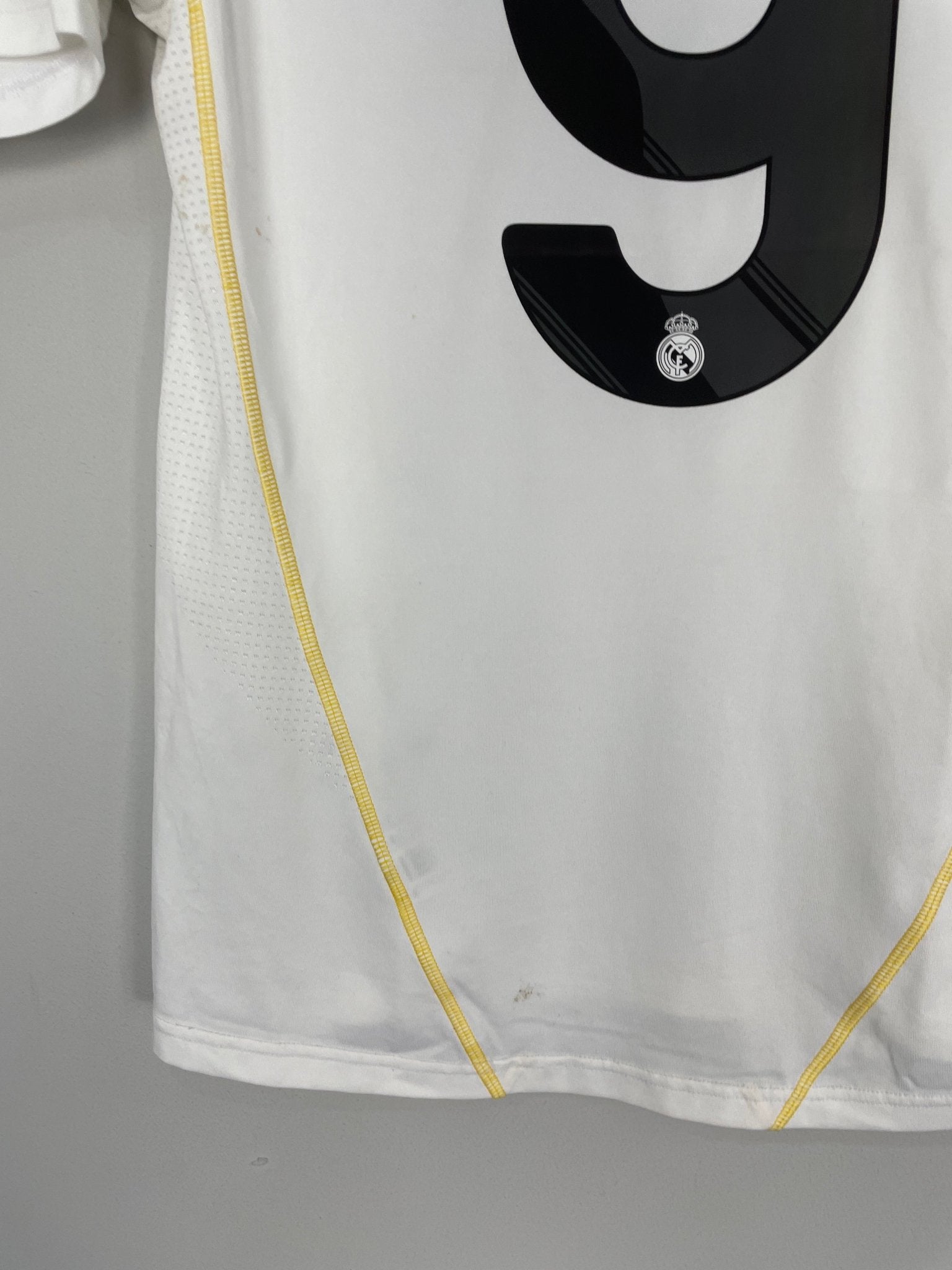 Shop 2009/10 REAL MADRID RONALDO #9 HOME SHIRT (S) ADIDAS, classic football shirts, vintage football shirts & retro soccer jerseys at Cult Kits