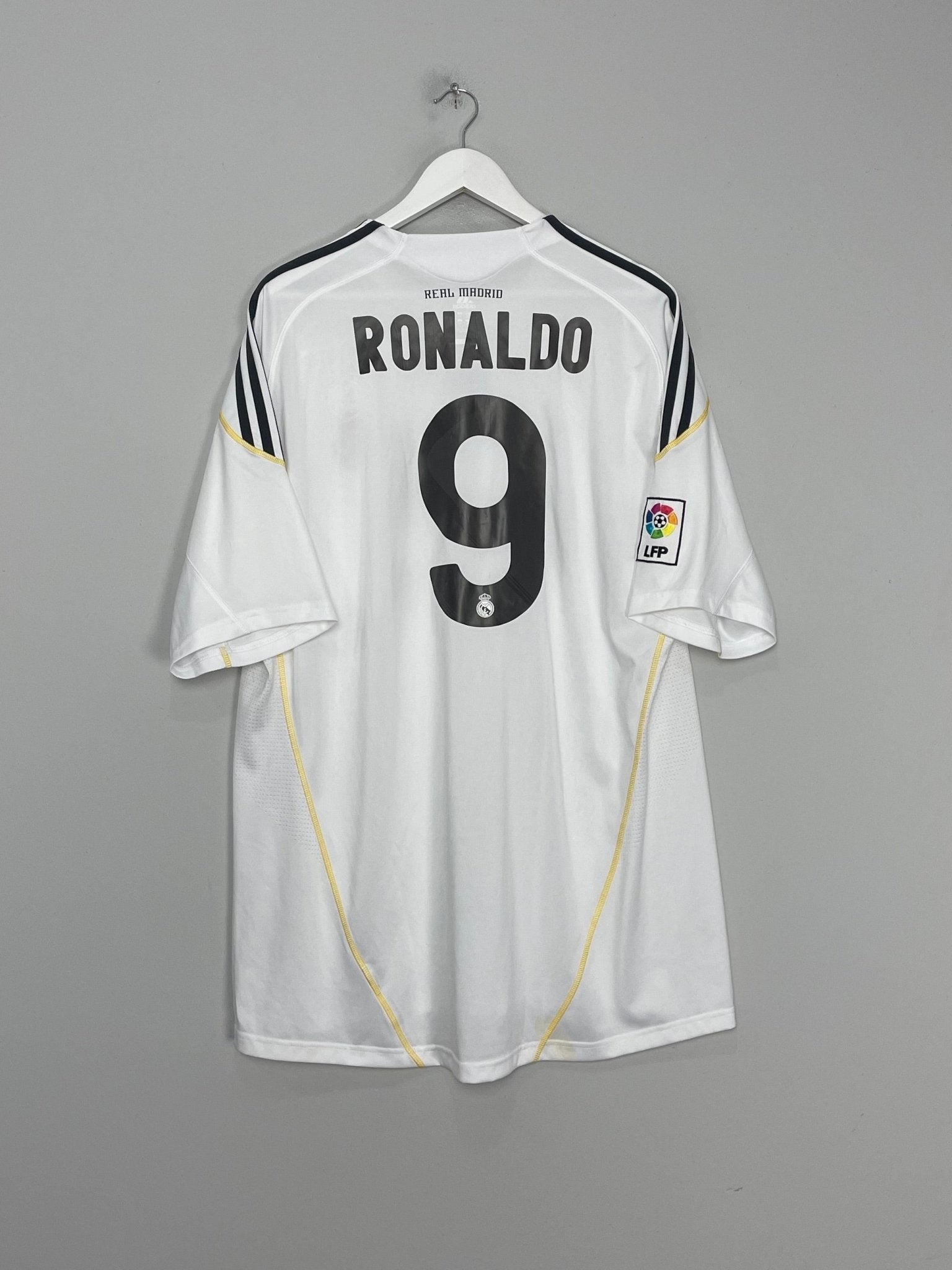 Shop 2009/10 REAL MADRID RONALDO #9 HOME SHIRT (XXL) ADIDAS, classic football shirts, vintage football shirts & retro soccer jerseys at Cult Kits