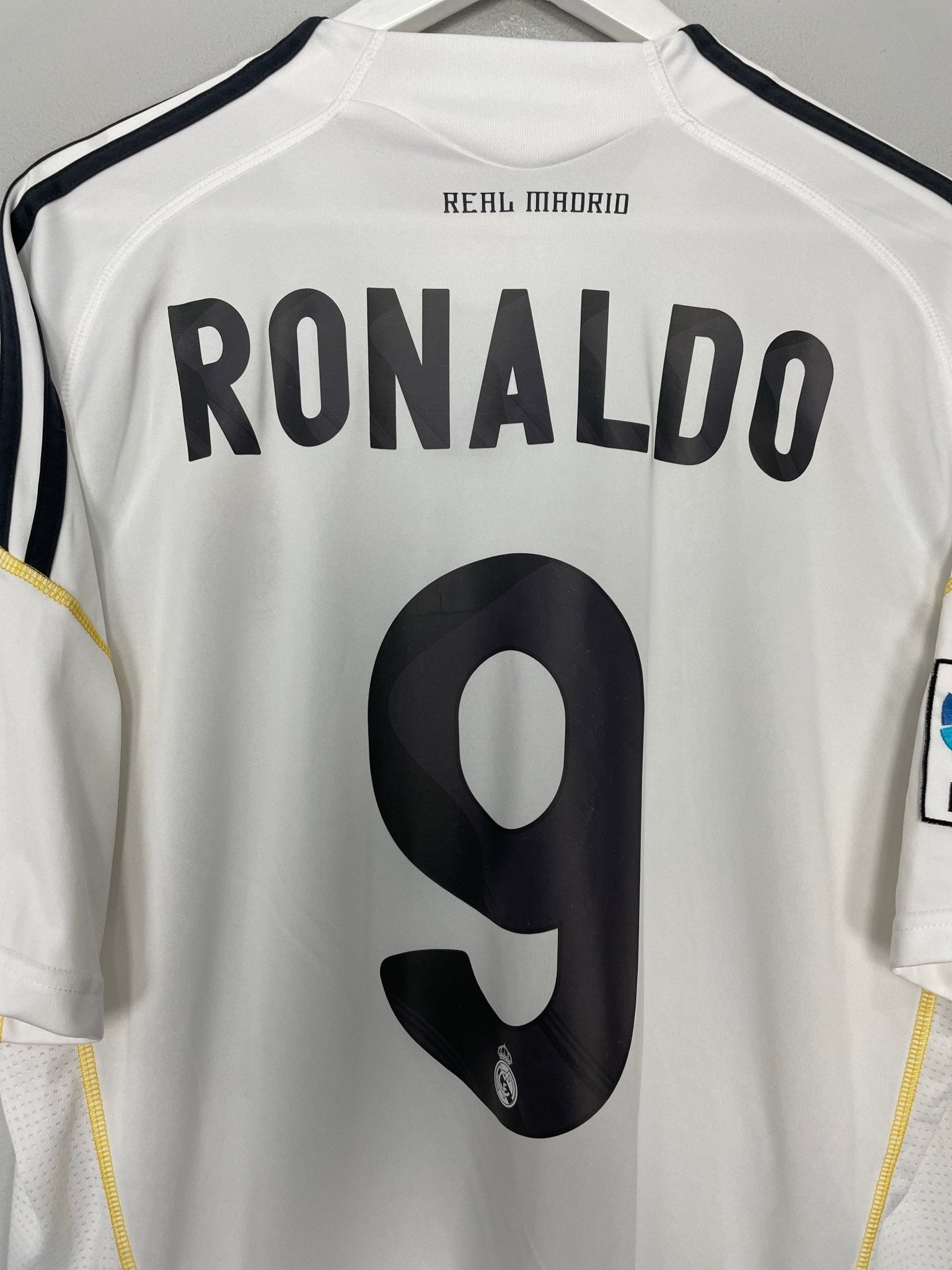 Shop 2009/10 REAL MADRID RONALDO #9 HOME SHIRT (XXL) ADIDAS, classic football shirts, vintage football shirts & retro soccer jerseys at Cult Kits