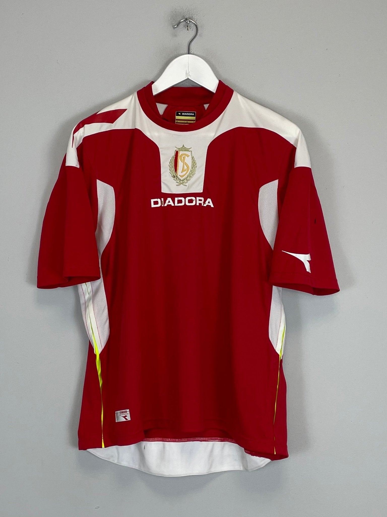 Shop 2009/10 STANDARD LIEGE HOME SHIRT (M) DIADORA, classic football shirts, vintage football shirts & retro soccer jerseys at Cult Kits