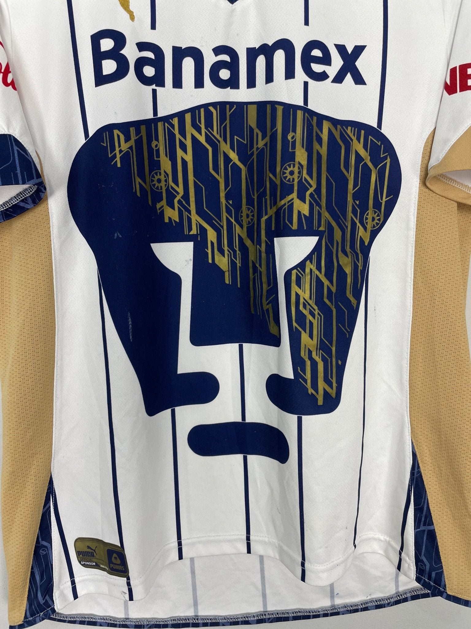 Shop 2009/10 UNAM PUMAS HOME SHIRT (M) PUMA, classic football shirts, vintage football shirts & retro soccer jerseys at Cult Kits