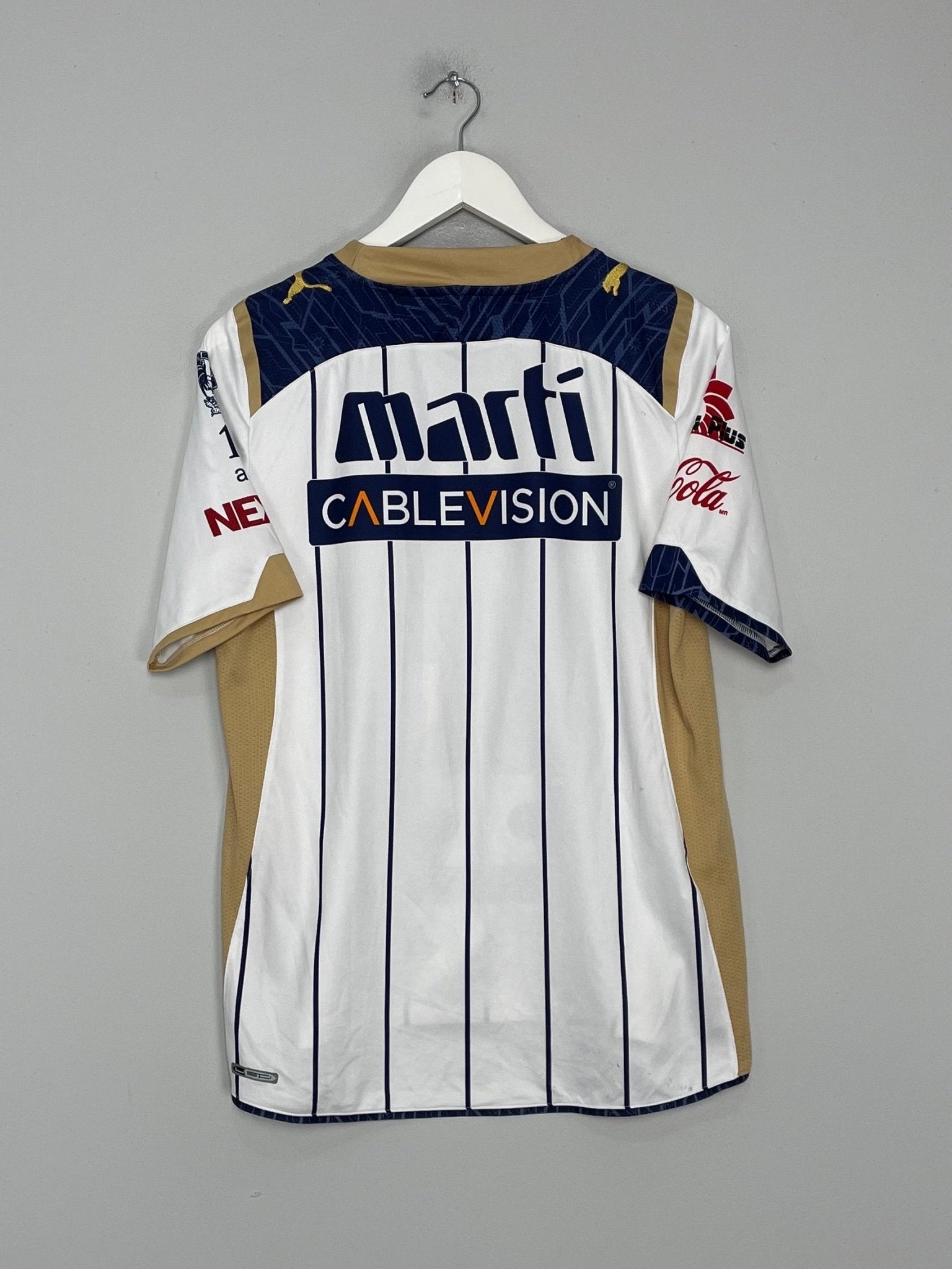 Shop 2009/10 UNAM PUMAS HOME SHIRT (M) PUMA, classic football shirts, vintage football shirts & retro soccer jerseys at Cult Kits