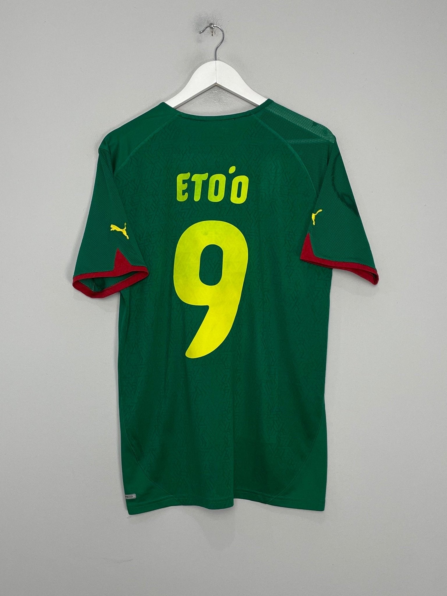 Shop 2009/11 CAMEROON ETO'O #9 HOME SHIRT (L) PUMA, classic football shirts, vintage football shirts & retro soccer jerseys at Cult Kits