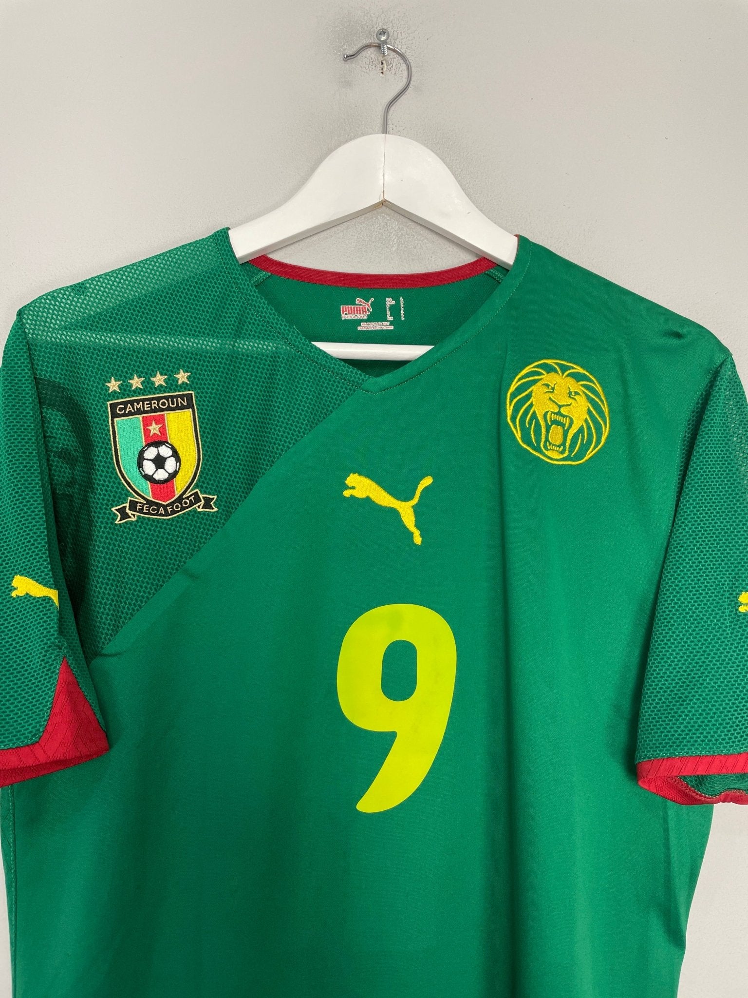 Shop 2009/11 CAMEROON ETO'O #9 HOME SHIRT (L) PUMA, classic football shirts, vintage football shirts & retro soccer jerseys at Cult Kits
