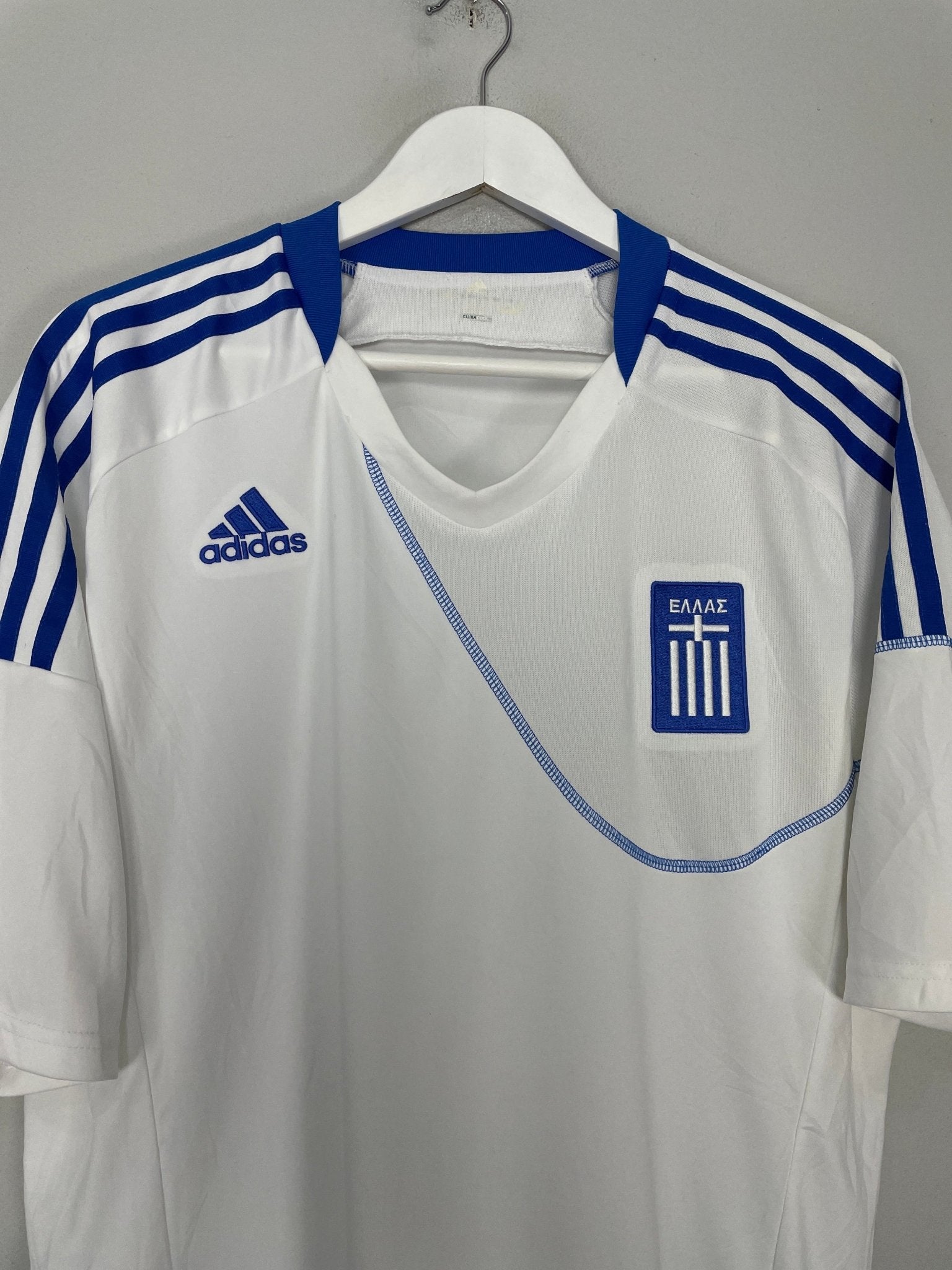 Shop 2009/11 GREECE HOME SHIRT (L) ADIDAS, classic football shirts, vintage football shirts & retro soccer jerseys at Cult Kits