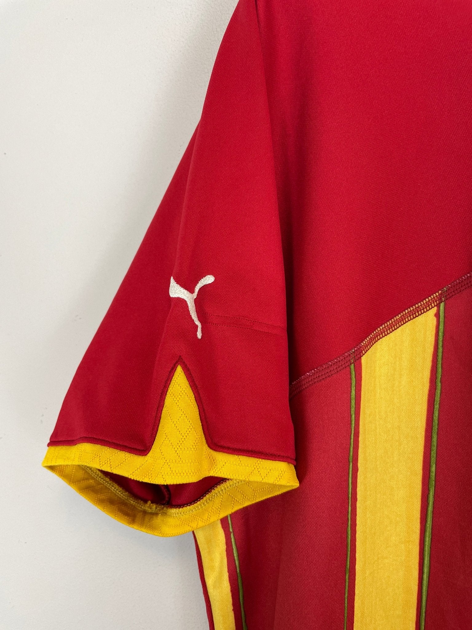 Shop 2010 GHANA AWAY SHIRT (XL) PUMA, classic football shirts, vintage football shirts & retro soccer jerseys at Cult Kits