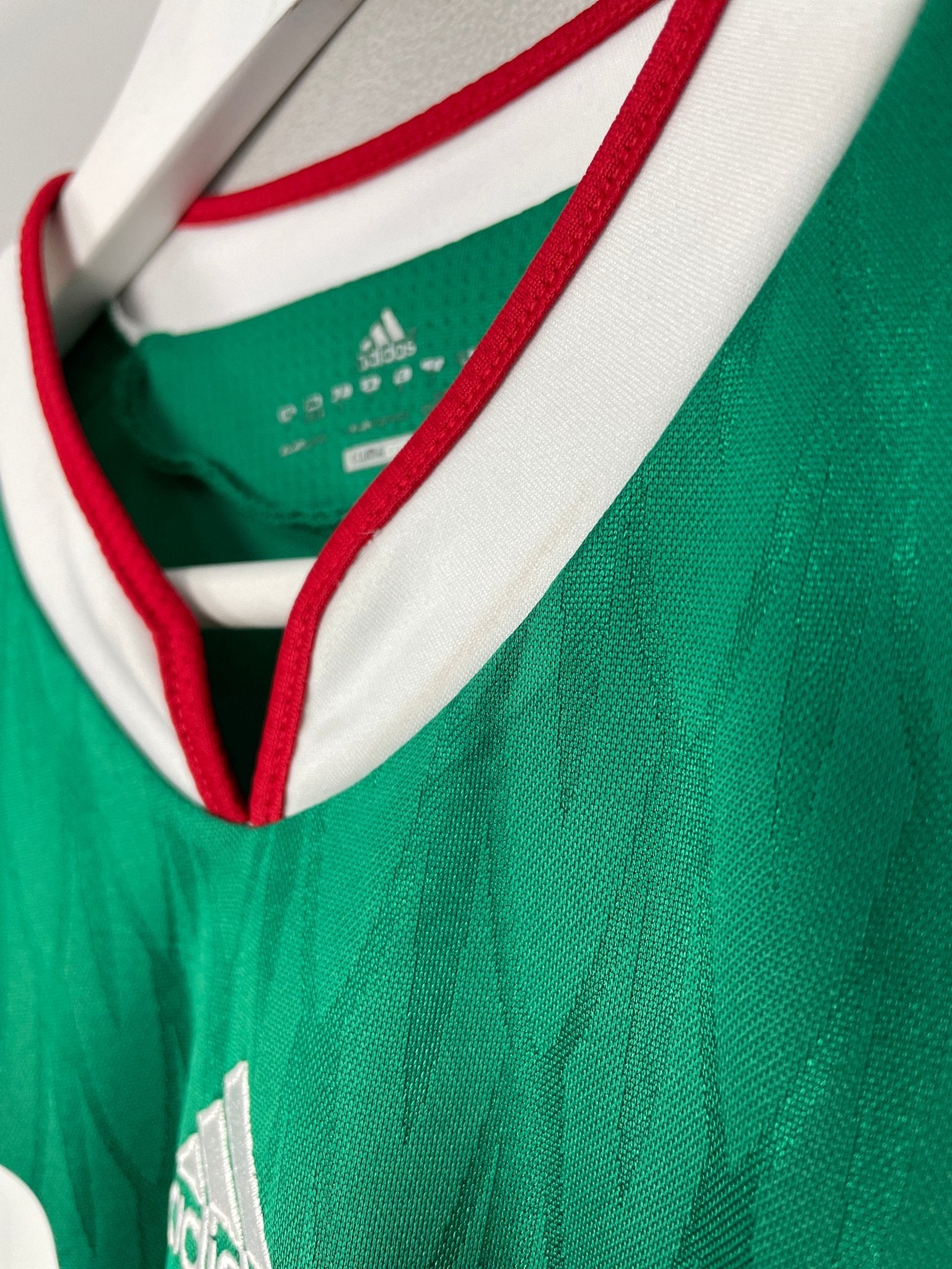 Shop 2010 MEXICO BLANCO #10 HOME SHIRT (S) ADIDAS, classic football shirts, vintage football shirts & retro soccer jerseys at Cult Kits