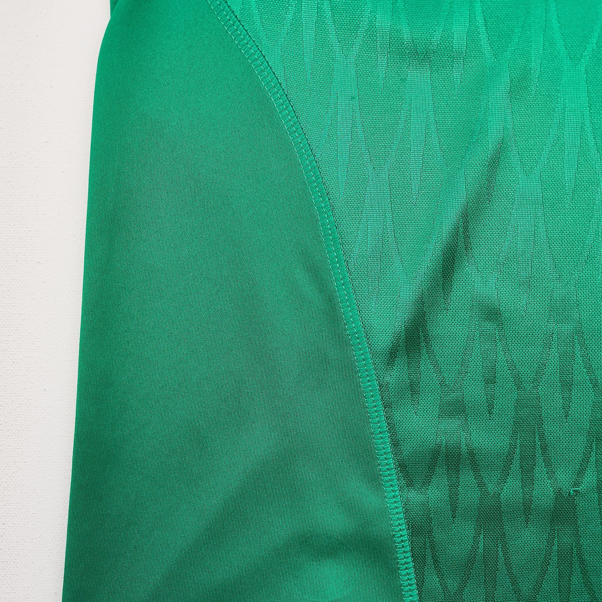 Buy 2010 Mexico R.Marquez 4 Home Shirt (M) Adidas ~ Free worldwide shipping ~ Authentic Vintage Football Shirts from Cult Kits