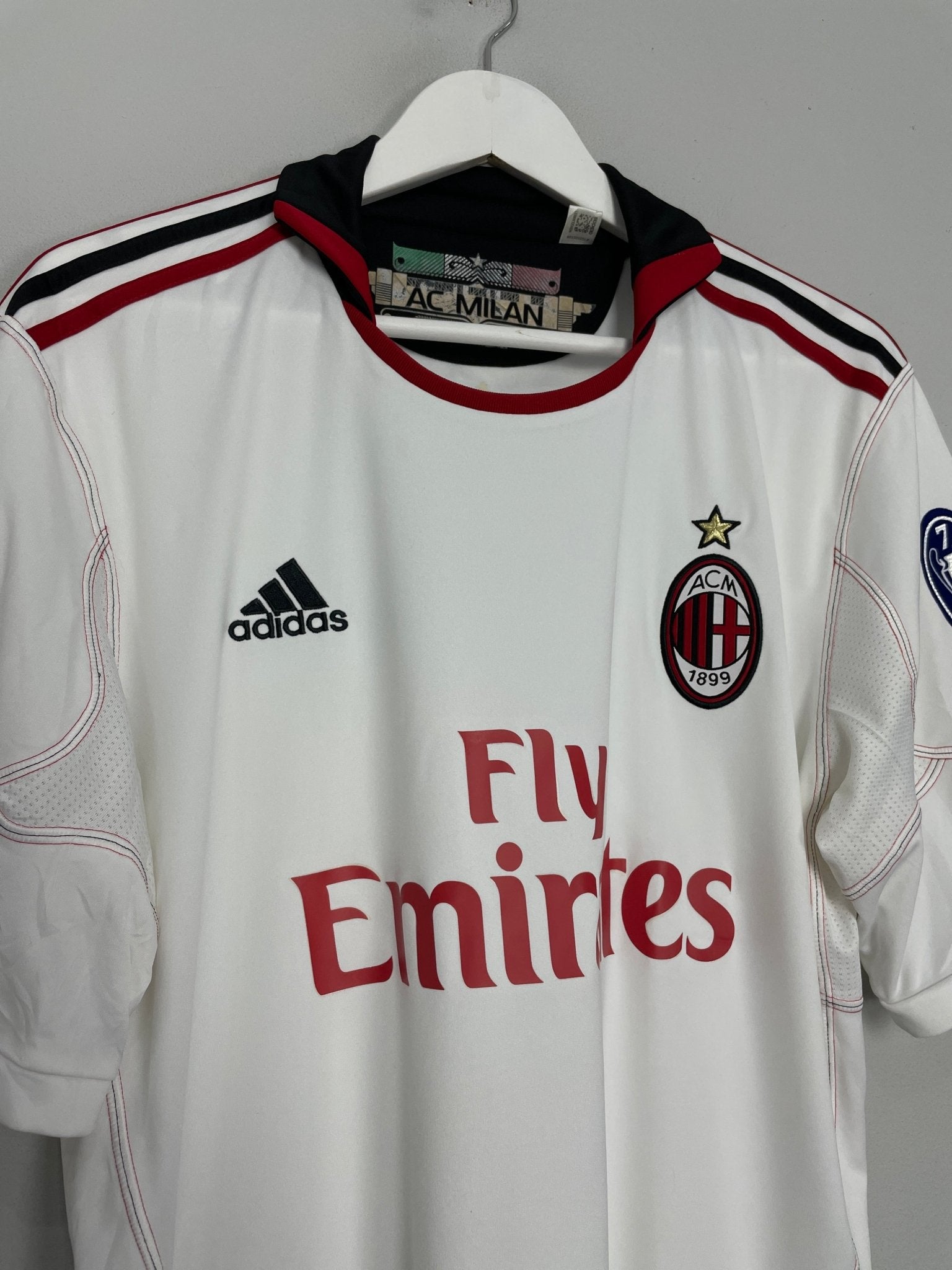 Shop 2010/11 AC MILAN IBRAHIMOVIC #11 AWAY SHIRT (L) ADIDAS, classic football shirts, vintage football shirts & retro soccer jerseys at Cult Kits