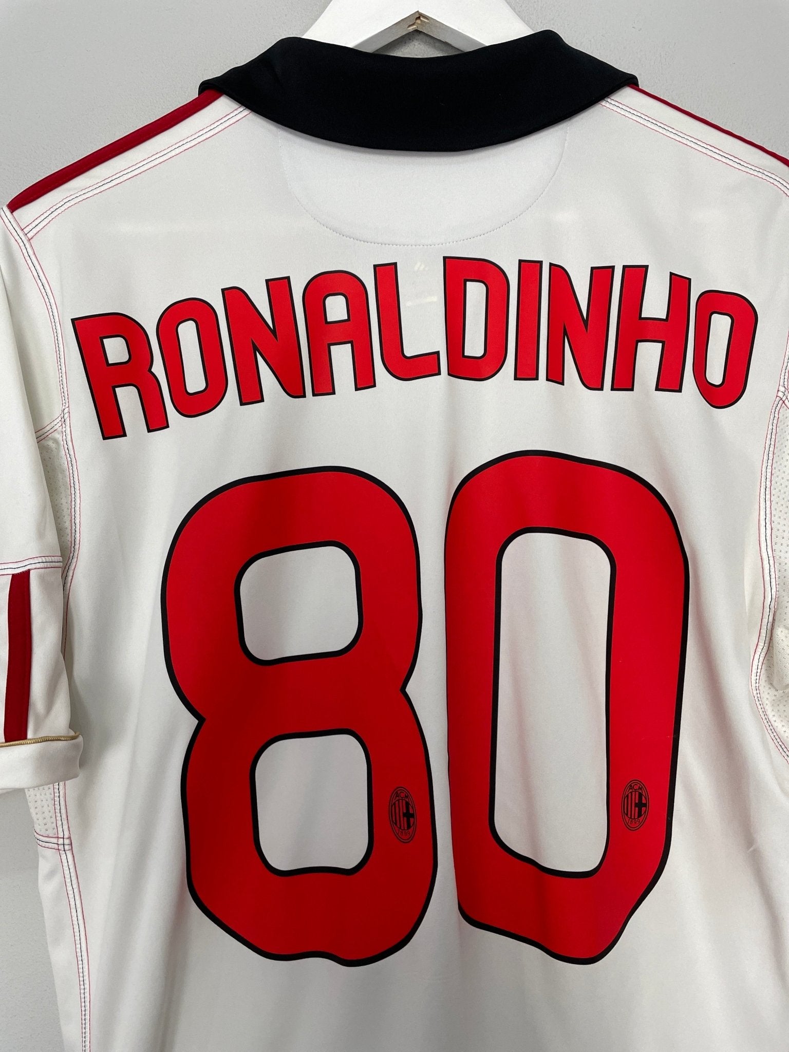 Shop 2010/11 AC MILAN RONALDINHO #80 AWAY SHIRT (M) ADIDAS, classic football shirts, vintage football shirts & retro soccer jerseys at Cult Kits