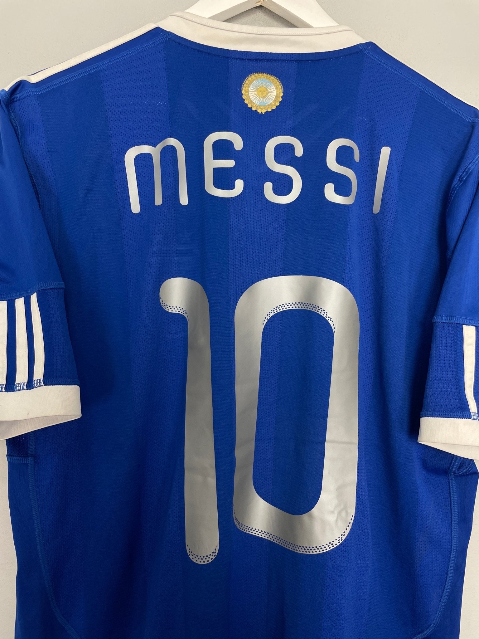 Shop 2010/11 ARGENTINA MESSI #10 AWAY SHIRT (L) ADIDAS, classic football shirts, vintage football shirts & retro soccer jerseys at Cult Kits