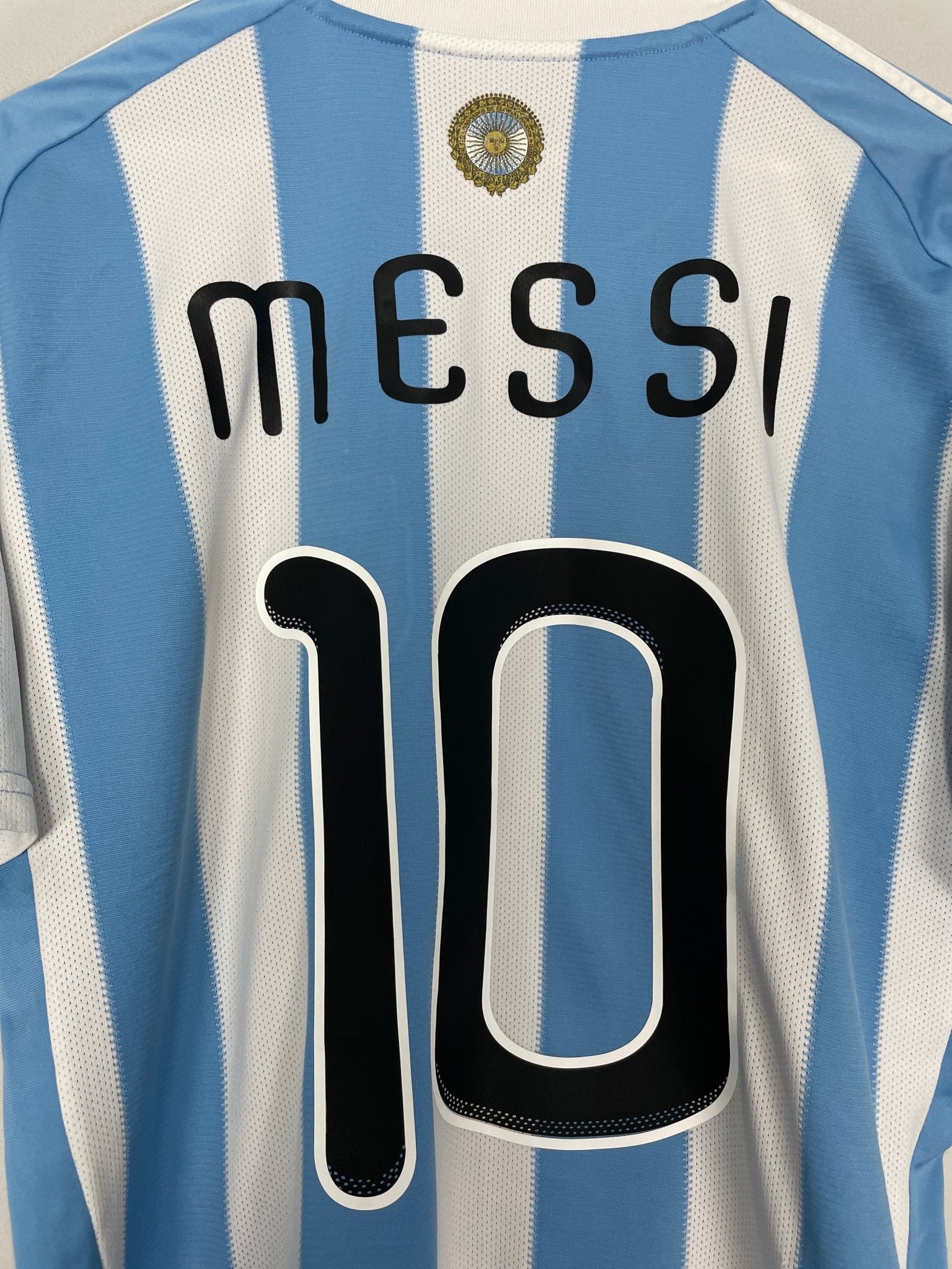 Shop 2010/11 ARGENTINA MESSI #10 HOME SHIRT (L) ADIDAS, classic football shirts, vintage football shirts & retro soccer jerseys at Cult Kits