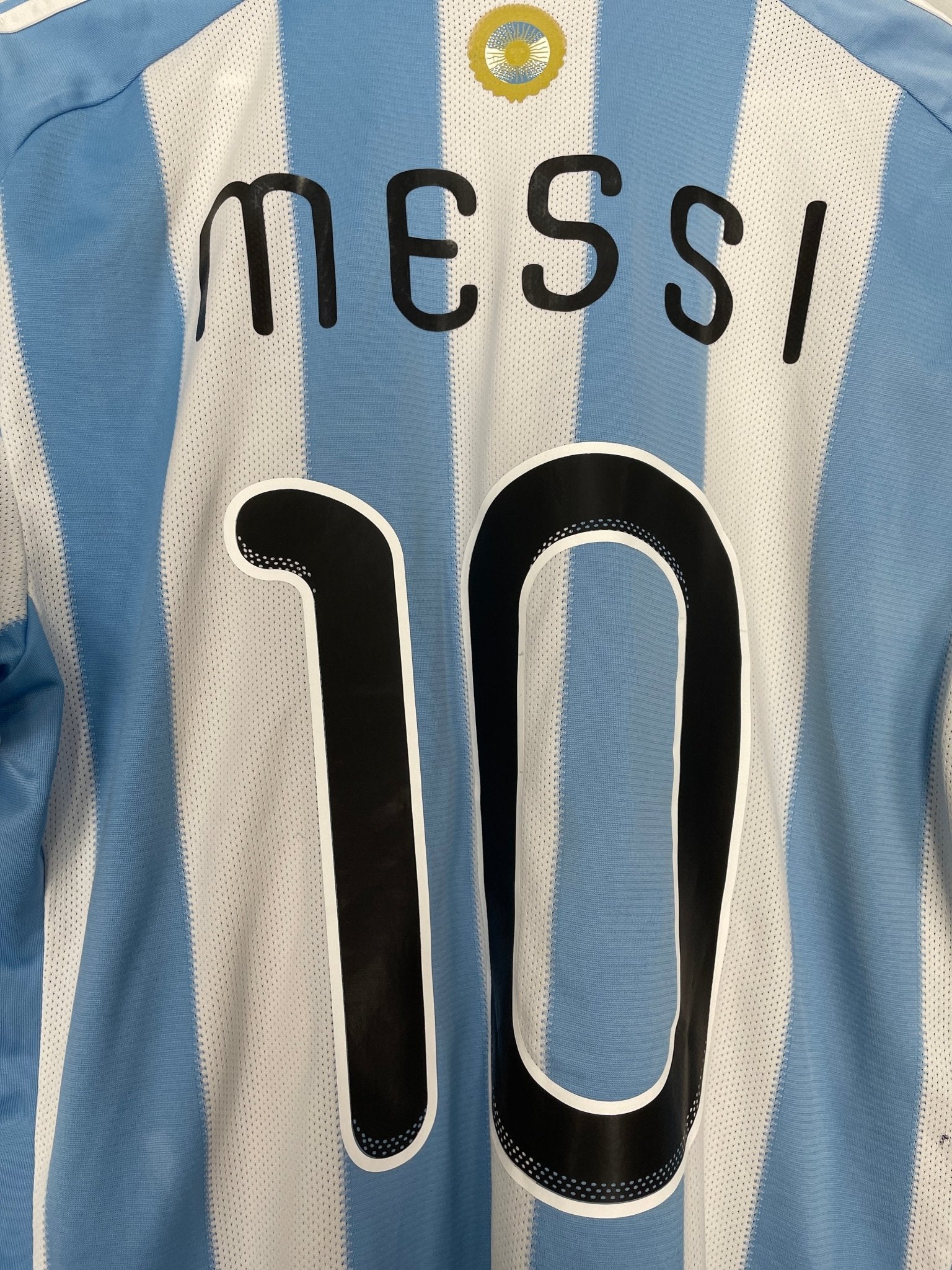 Shop 2010/11 ARGENTINA MESSI #10 HOME SHIRT (L) ADIDAS, classic football shirts, vintage football shirts & retro soccer jerseys at Cult Kits