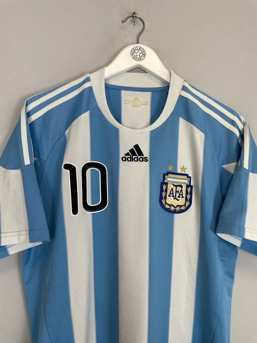 2010/11 ARGENTINA MESSI 10 HOME SHIRT (M) ADIDAS - Cult Kits - Medium - Buy Vintage Football Shirts, Authentic Retro Football Shirts For Sale, Classic Football Shirts & Soccer Jersey