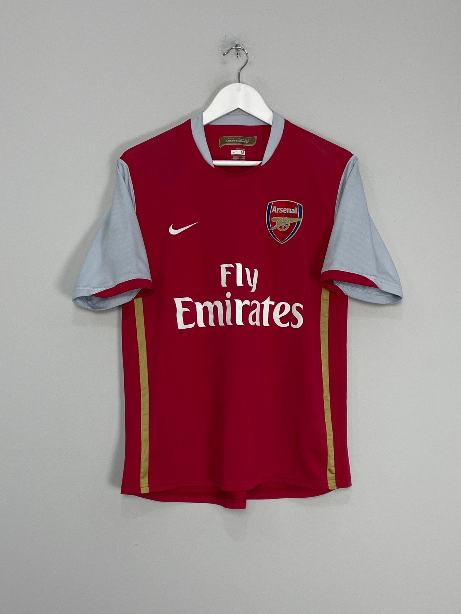 Shop 2010/11 ARSENAL HOME SHIRT (M) NIKE, classic football shirts, vintage football shirts & retro soccer jerseys at Cult Kits