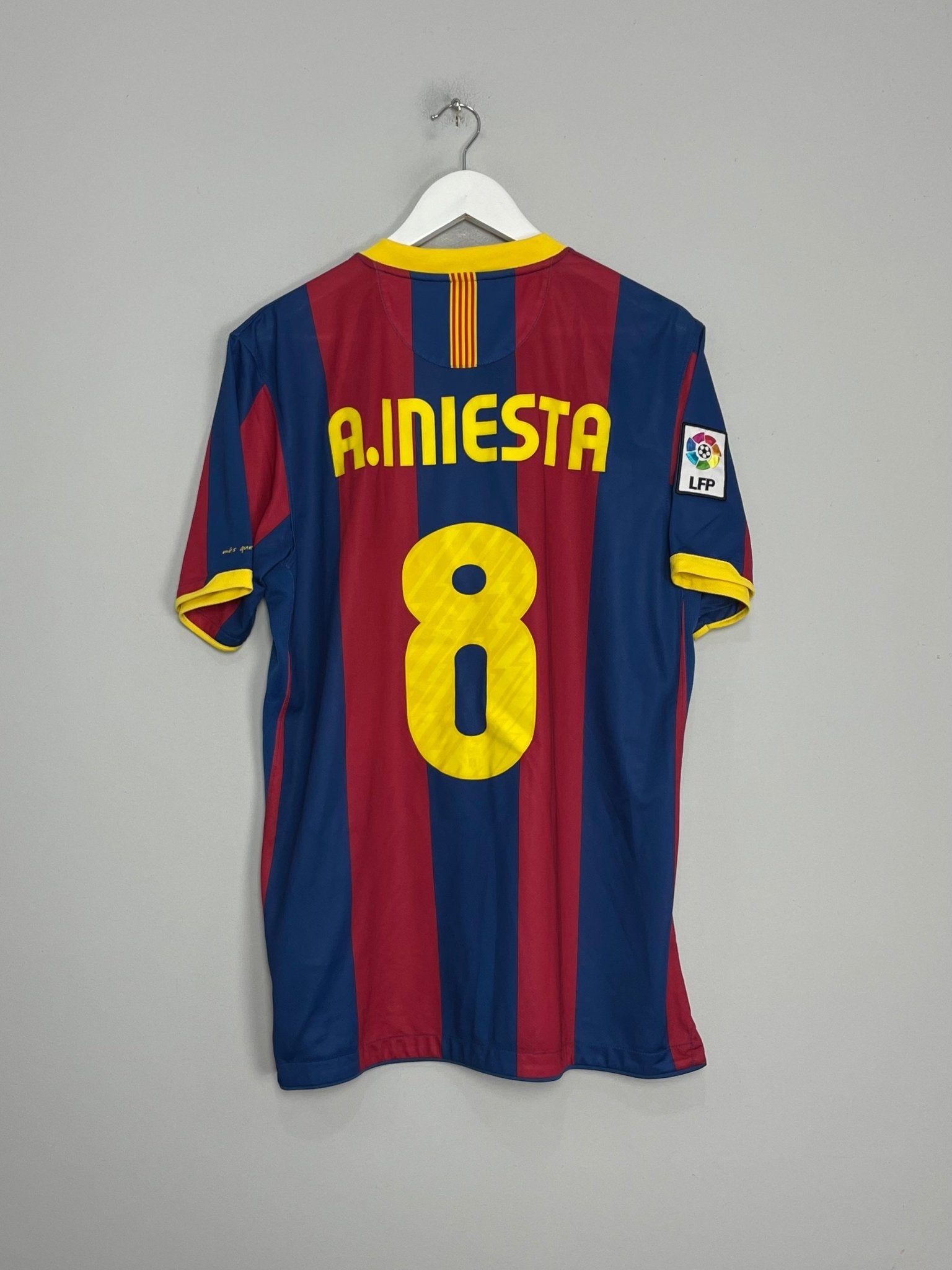 Shop 2010/11 BARCELONA INIESTA #8 HOME SHIRT (L) NIKE, classic football shirts, vintage football shirts & retro soccer jerseys at Cult Kits