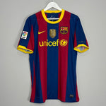 Shop 2010/11 BARCELONA INIESTA #8 HOME SHIRT (L) NIKE, classic football shirts, vintage football shirts & retro soccer jerseys at Cult Kits