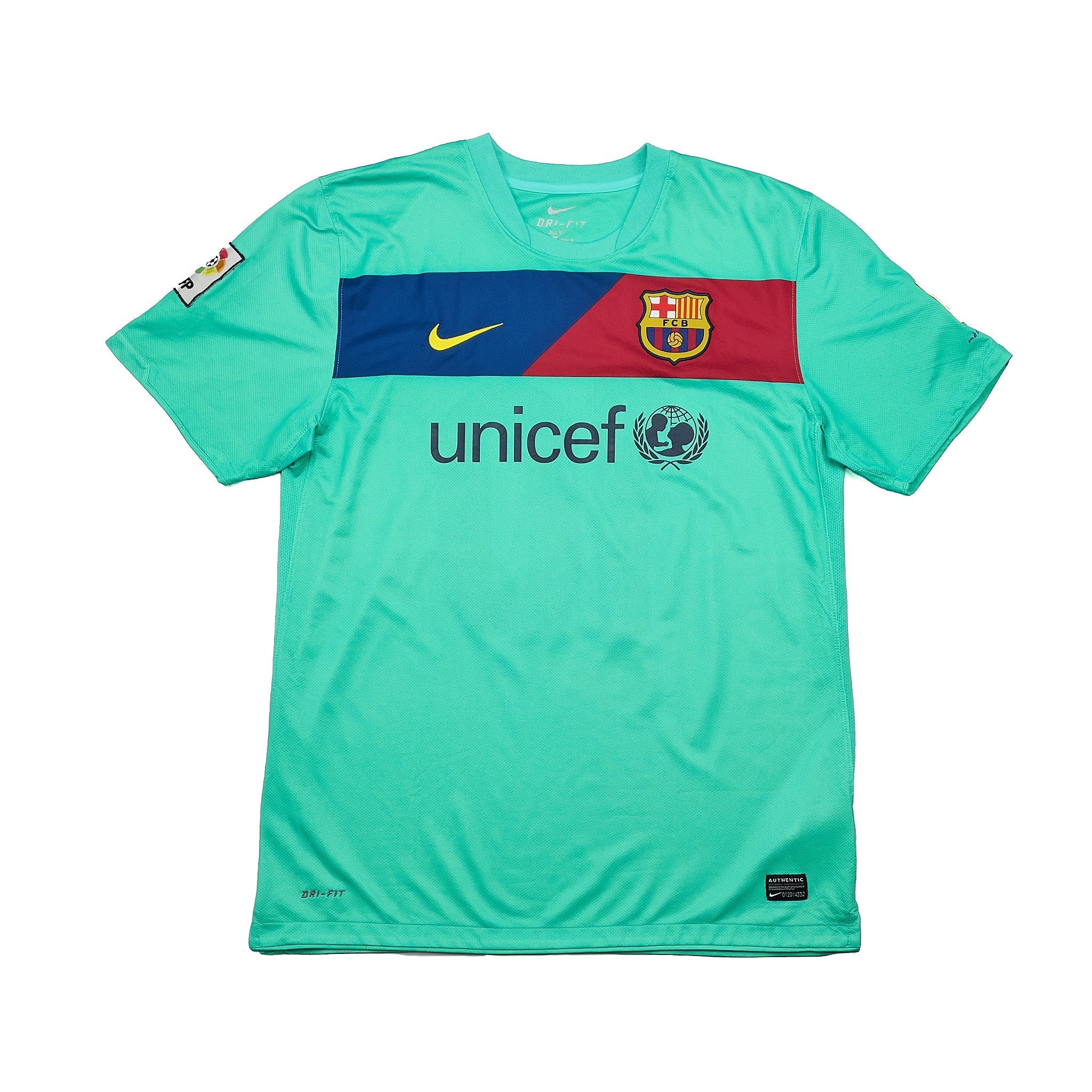 Buy 2010/11 Barcelona Messi 10 Away Shirt (L) Nike ~ Free worldwide shipping ~ Authentic Vintage Football Shirts from Cult Kits