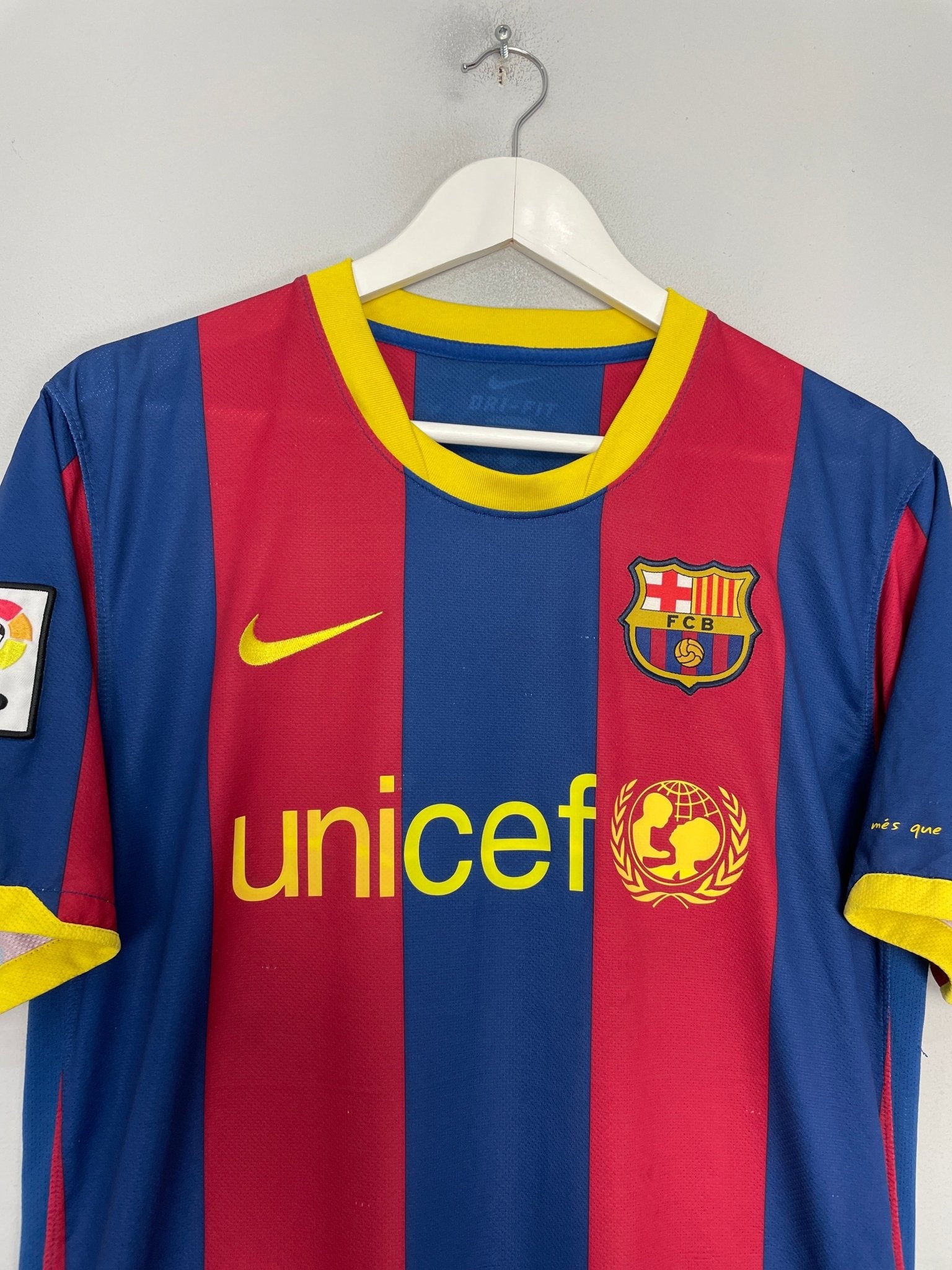 Shop 2010/11 BARCELONA MESSI #10 HOME SHIRT (L) NIKE, classic football shirts, vintage football shirts & retro soccer jerseys at Cult Kits