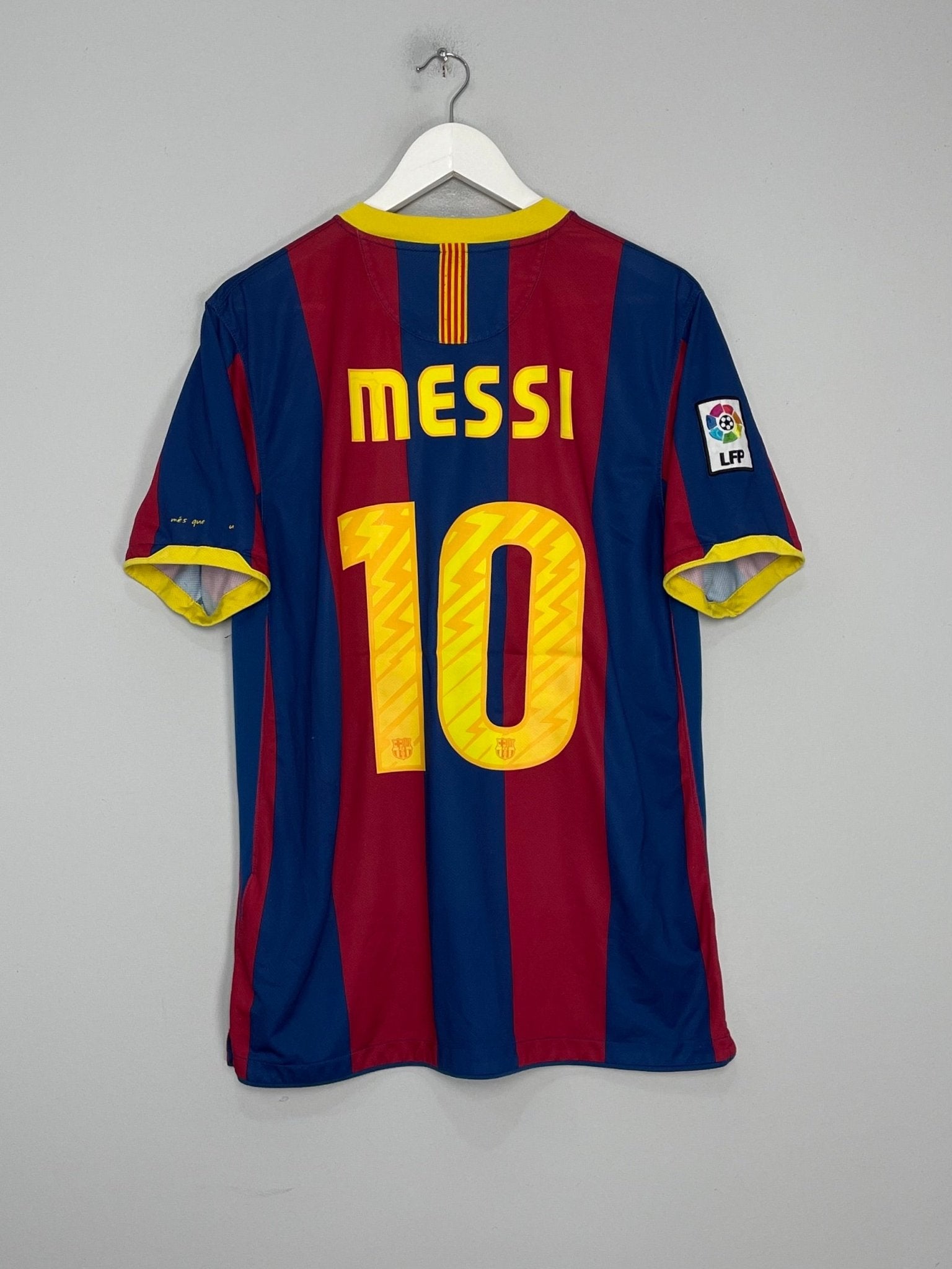 Shop 2010/11 BARCELONA MESSI #10 HOME SHIRT (L) NIKE, classic football shirts, vintage football shirts & retro soccer jerseys at Cult Kits