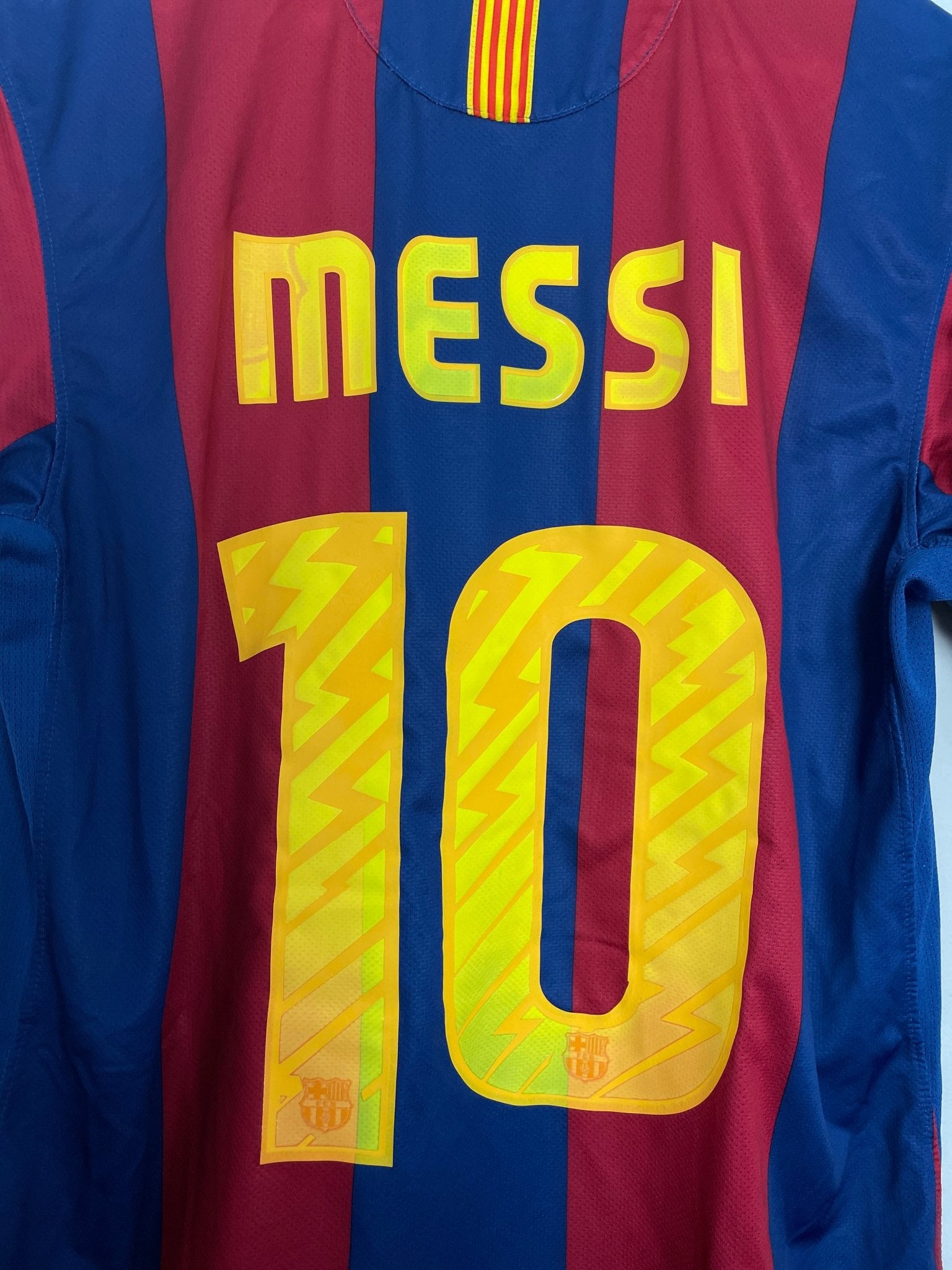 Shop 2010/11 BARCELONA MESSI #10 HOME SHIRT (M) NIKE, classic football shirts, vintage football shirts & retro soccer jerseys at Cult Kits