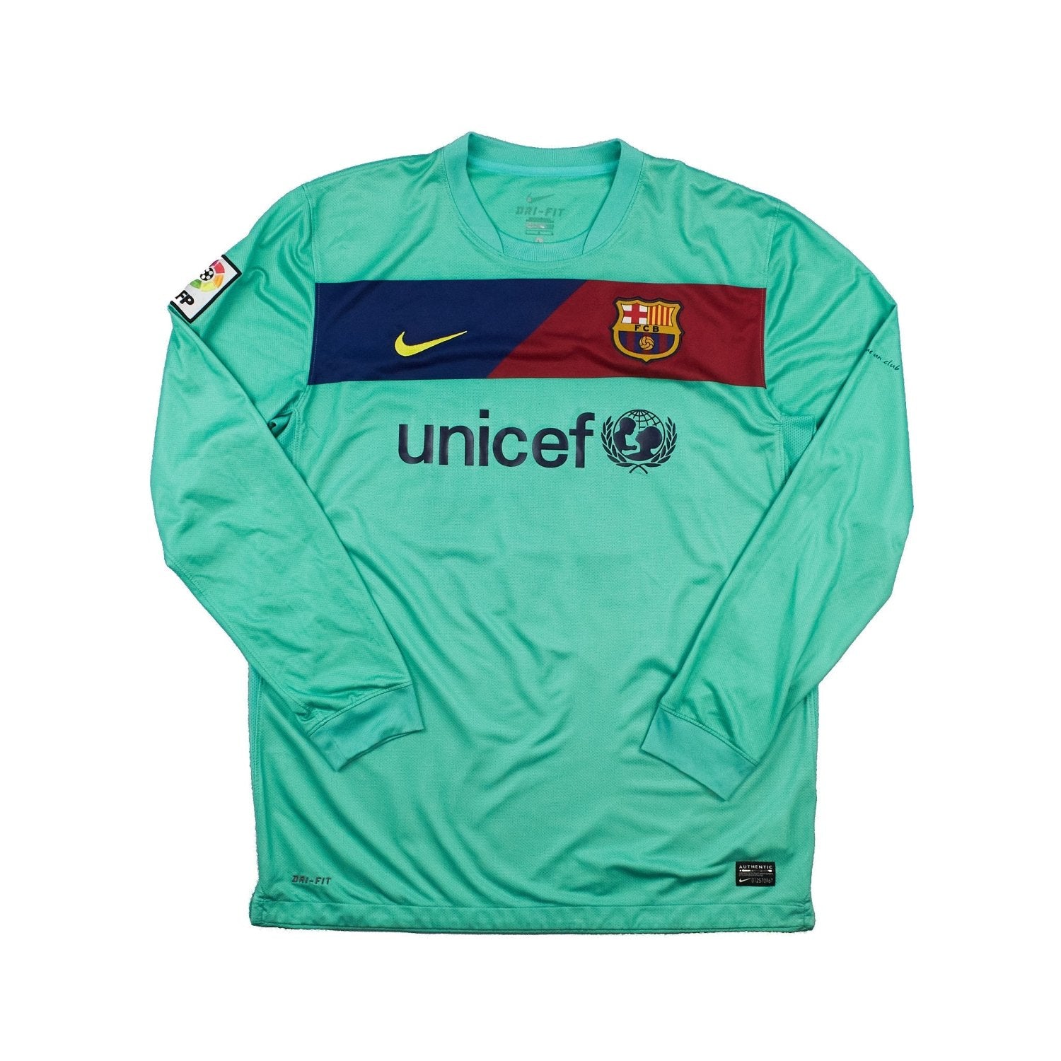 2010 Barcelona Nike football shirt - view 2 - Cult Kits