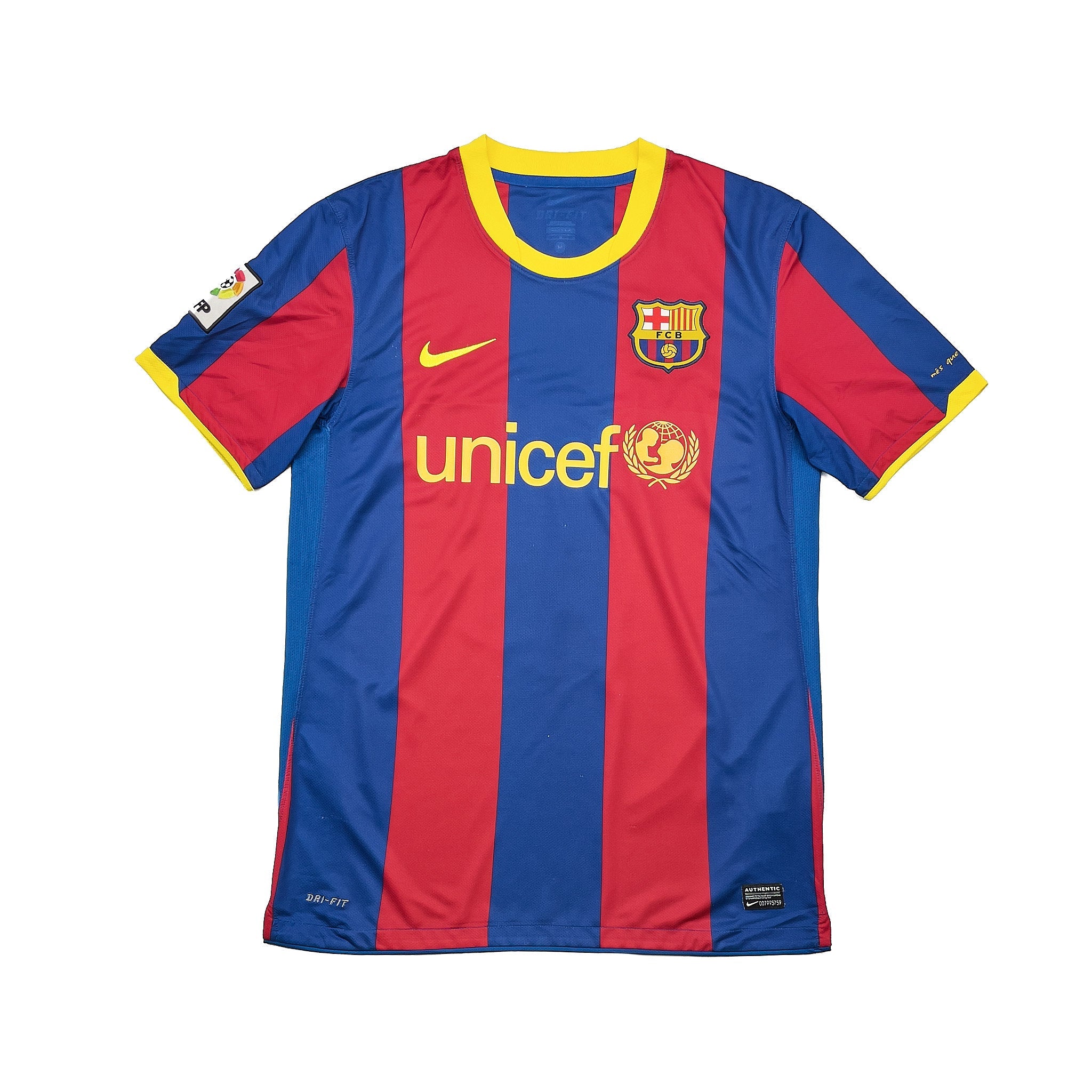 Buy 2010/11 Barcelona Xavi 6 Home Shirt (M) Nike ~ Free worldwide shipping ~ Authentic Vintage Football Shirts from Cult Kits