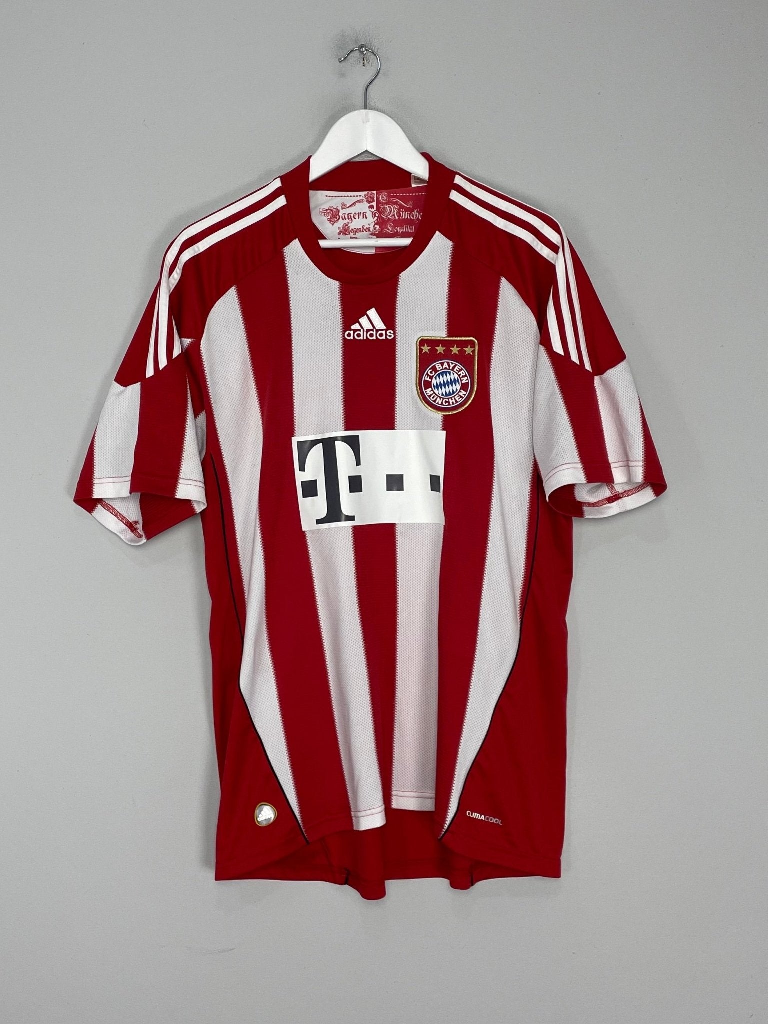 Shop 2010/11 BAYERN MUNICH ROBBEN #10 HOME SHIRT (L) ADIDAS, classic football shirts, vintage football shirts & retro soccer jerseys at Cult Kits