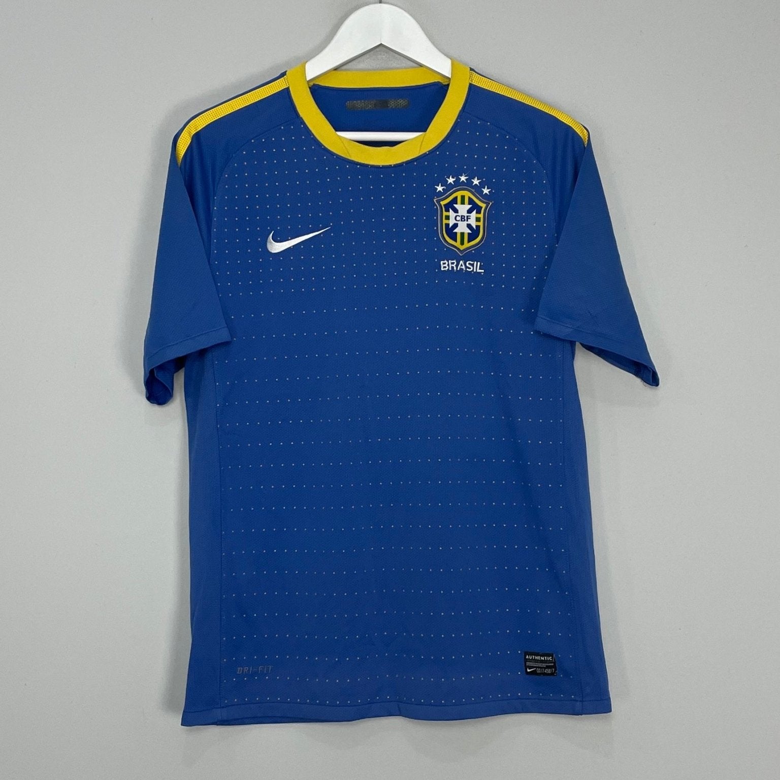 Shop 2010/11 BRAZIL AWAY SHIRT (M) NIKE, classic football shirts, vintage football shirts & retro soccer jerseys at Cult Kits