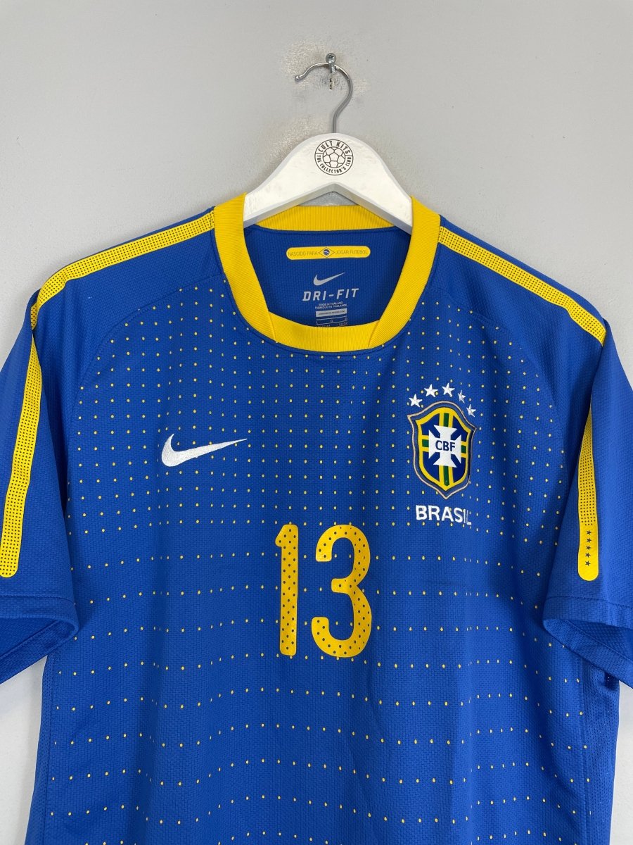 2010/11 BRAZIL D.ALVES 13 AWAY SHIRT (L) NIKE - Cult Kits - Large - Buy Vintage Football Shirts, Authentic Retro Football Shirts For Sale, Classic Football Shirts & Soccer Jersey