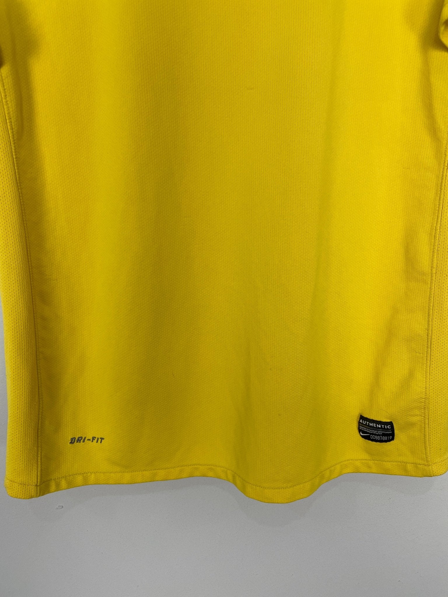 Shop 2010/11 BRAZIL HOME SHIRT (L) NIKE, classic football shirts, vintage football shirts & retro soccer jerseys at Cult Kits