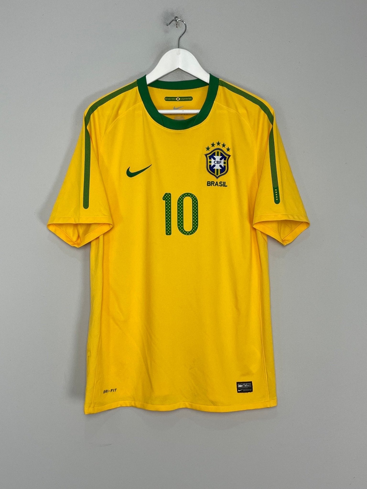 Shop 2010/11 BRAZIL KAKA #10 HOME SHIRT (L) NIKE, classic football shirts, vintage football shirts & retro soccer jerseys at Cult Kits