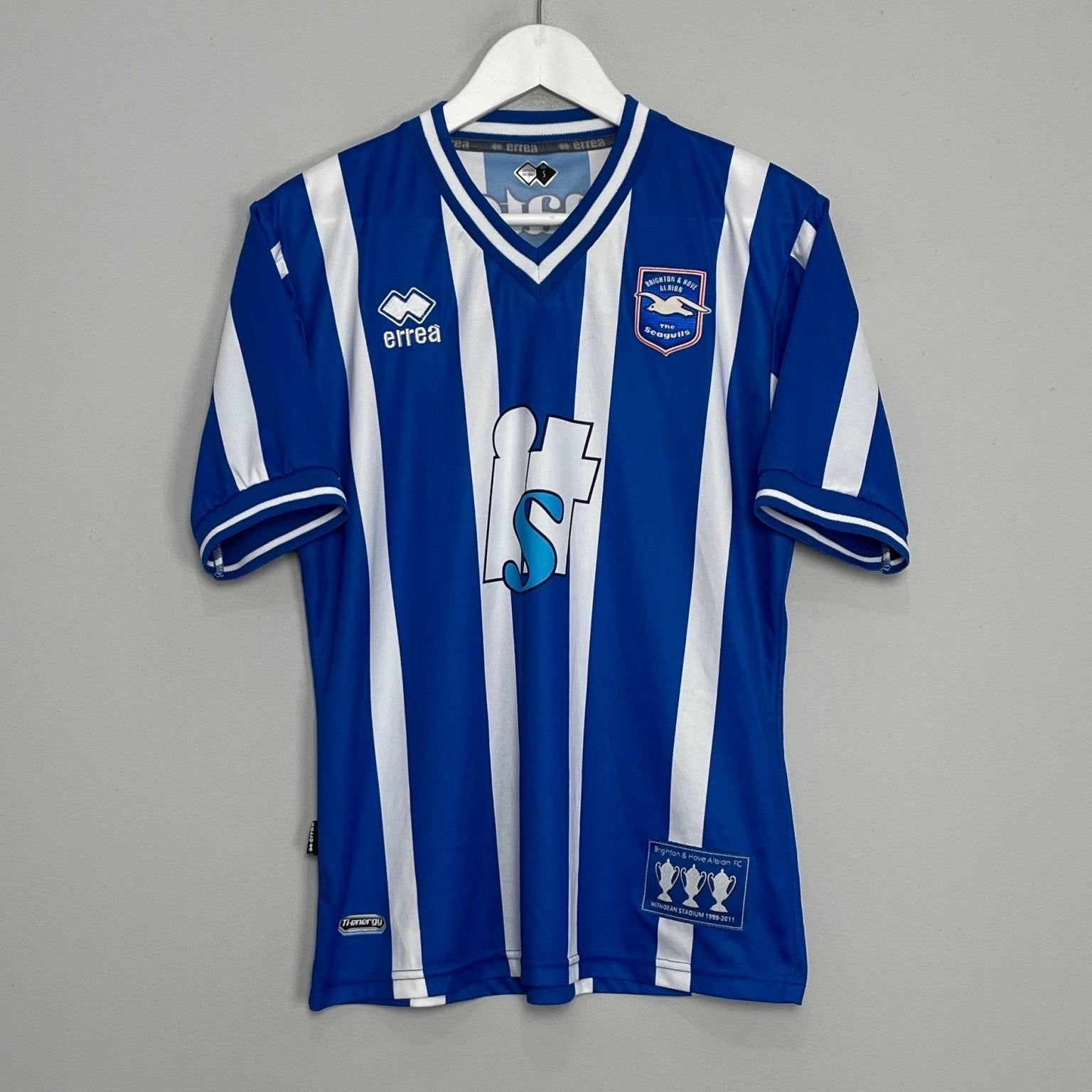 Shop 2010/11 BRIGHTON HOME SHIRT (S) ERREA, classic football shirts, vintage football shirts & retro soccer jerseys at Cult Kits