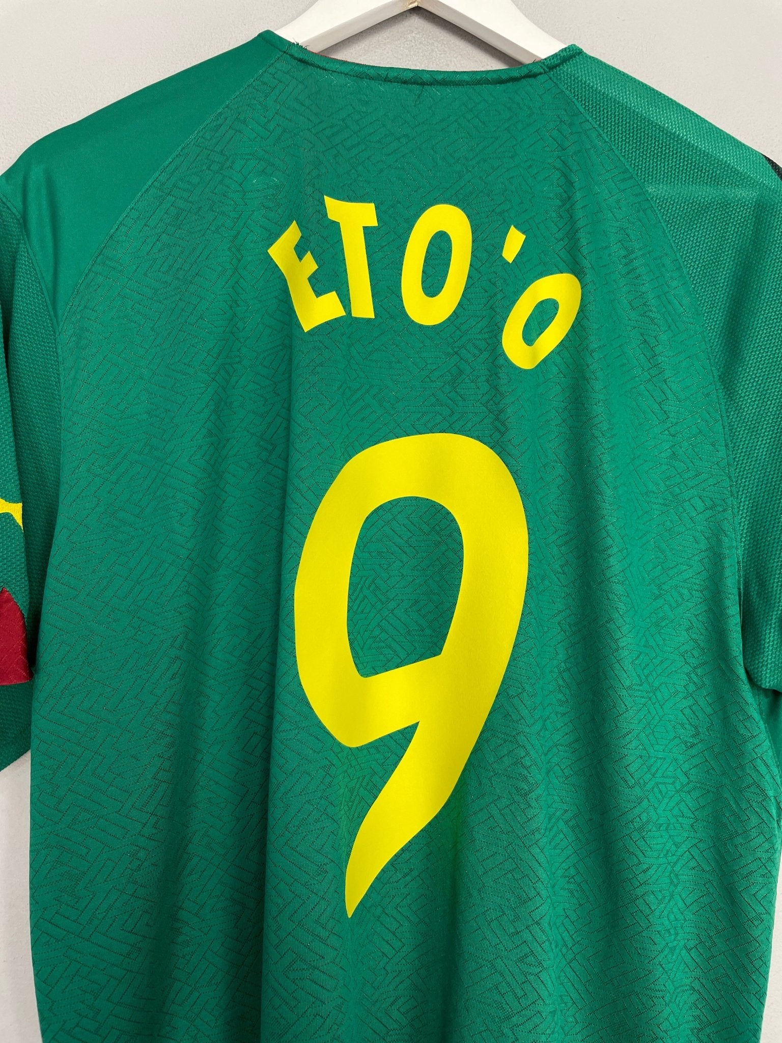 Shop 2010/11 CAMEROON ETO'O #9 HOME SHIRT (L) PUMA, classic football shirts, vintage football shirts & retro soccer jerseys at Cult Kits