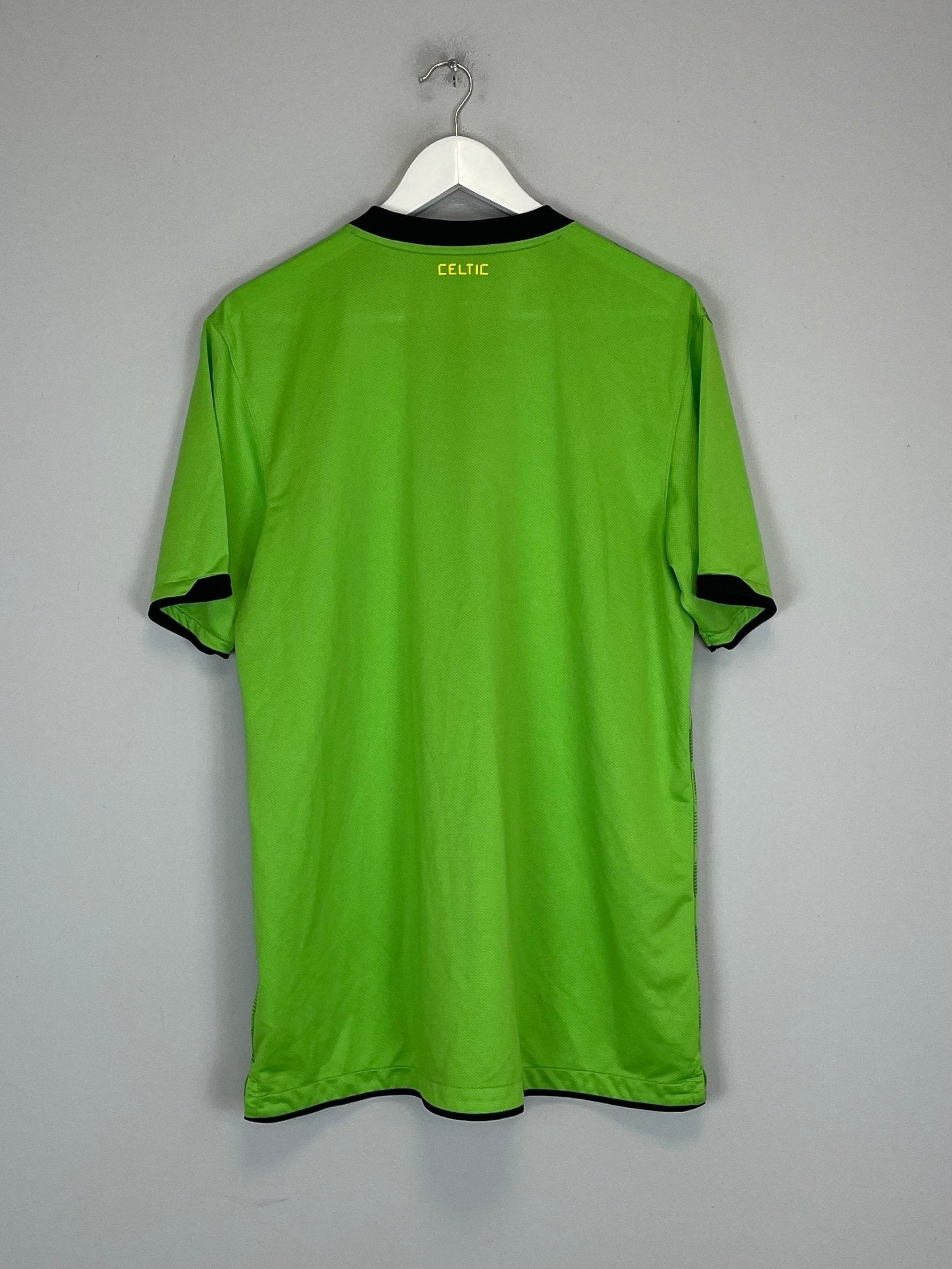 Shop 2010/11 CELTIC AWAY SHIRT (L) NIKE, classic football shirts, vintage football shirts & retro soccer jerseys at Cult Kits