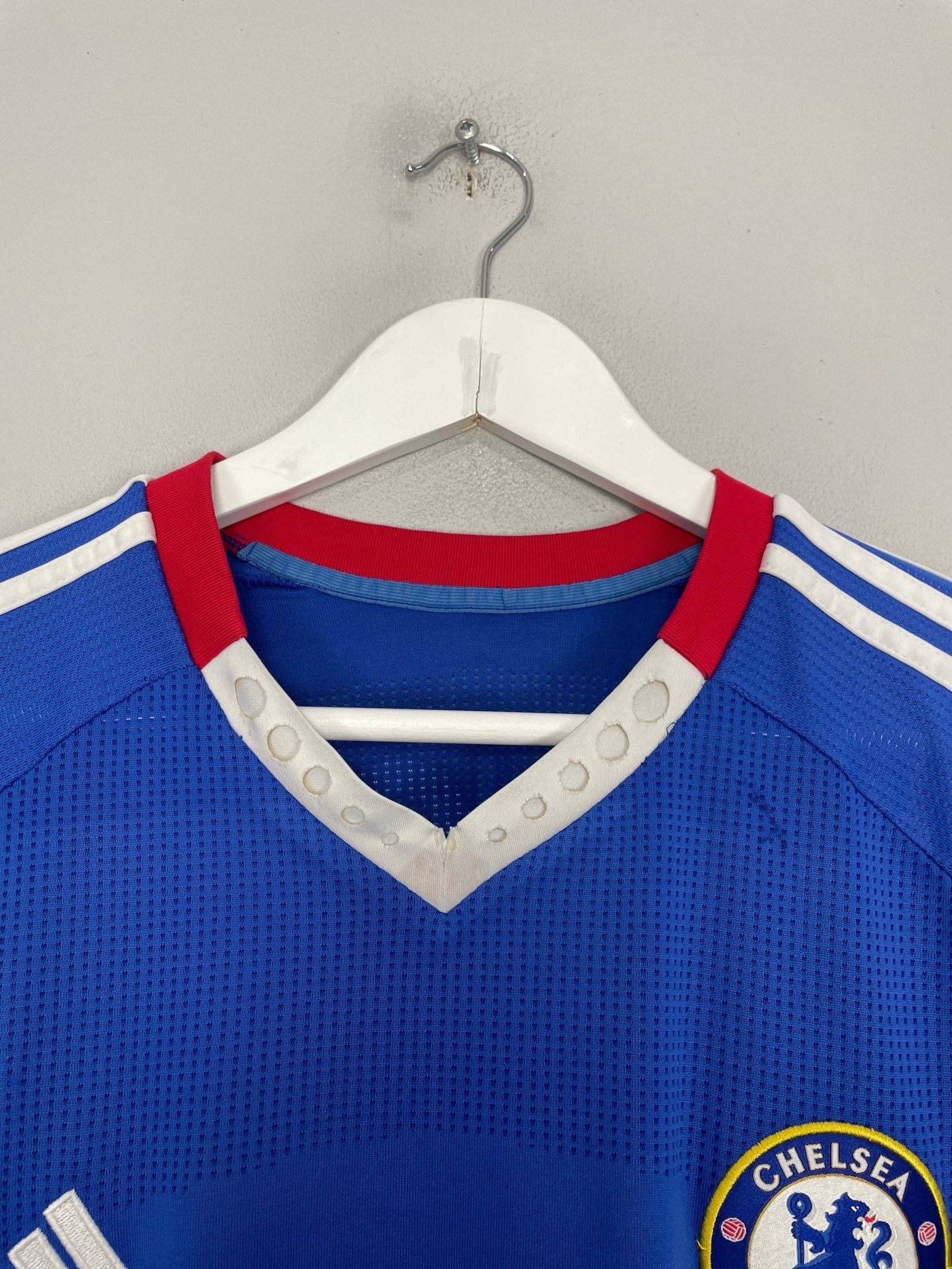 Shop 2010/11 CHELSEA DROGBA #11 HOME SHIRT (M) ADIDAS, classic football shirts, vintage football shirts & retro soccer jerseys at Cult Kits