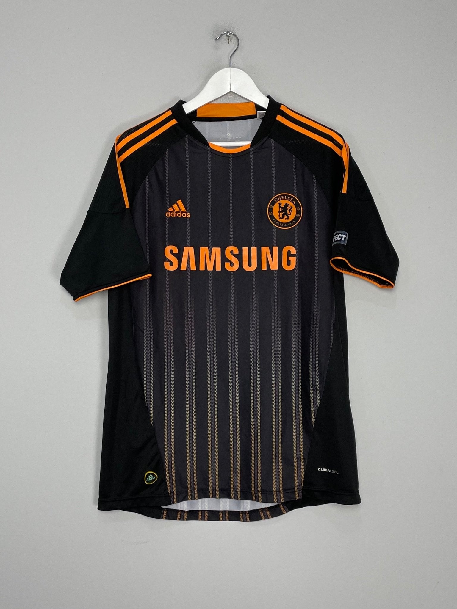 Shop 2010/11 CHELSEA LAMPARD #8 AWAY SHIRT (L) ADIDAS, classic football shirts, vintage football shirts & retro soccer jerseys at Cult Kits