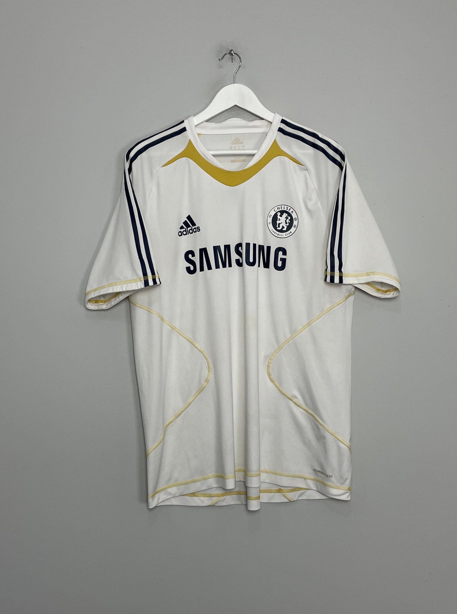 Shop 2010/11 CHELSEA TRAINING SHIRT (XL) ADIDAS, classic football shirts, vintage football shirts & retro soccer jerseys at Cult Kits