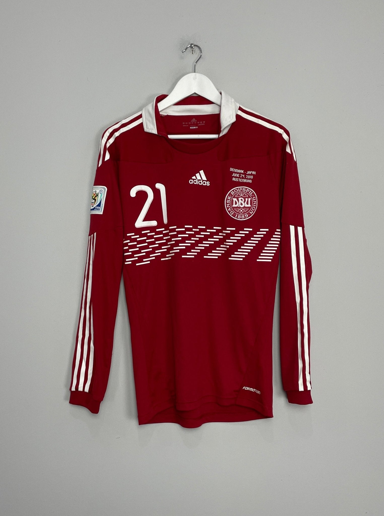 Shop 2010/11 DENMARK ERIKSEN #21 *MATCH ISSUE* HOME SHIRT (L) ADIDAS, classic football shirts, vintage football shirts & retro soccer jerseys at Cult Kits