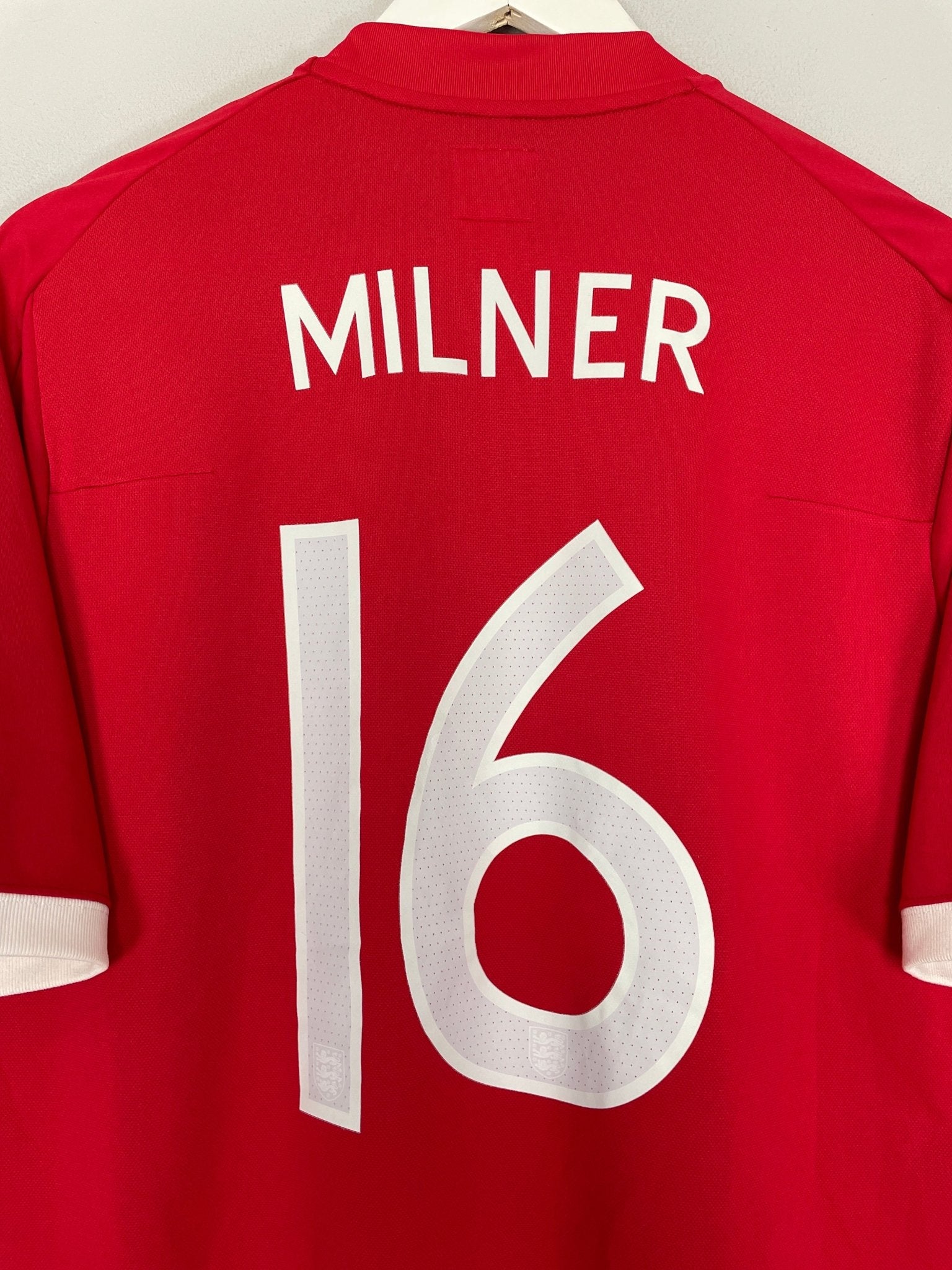 Shop 2010/11 ENGLAND MILNER #16 AWAY SHIRT (XL) UMBRO, classic football shirts, vintage football shirts & retro soccer jerseys at Cult Kits