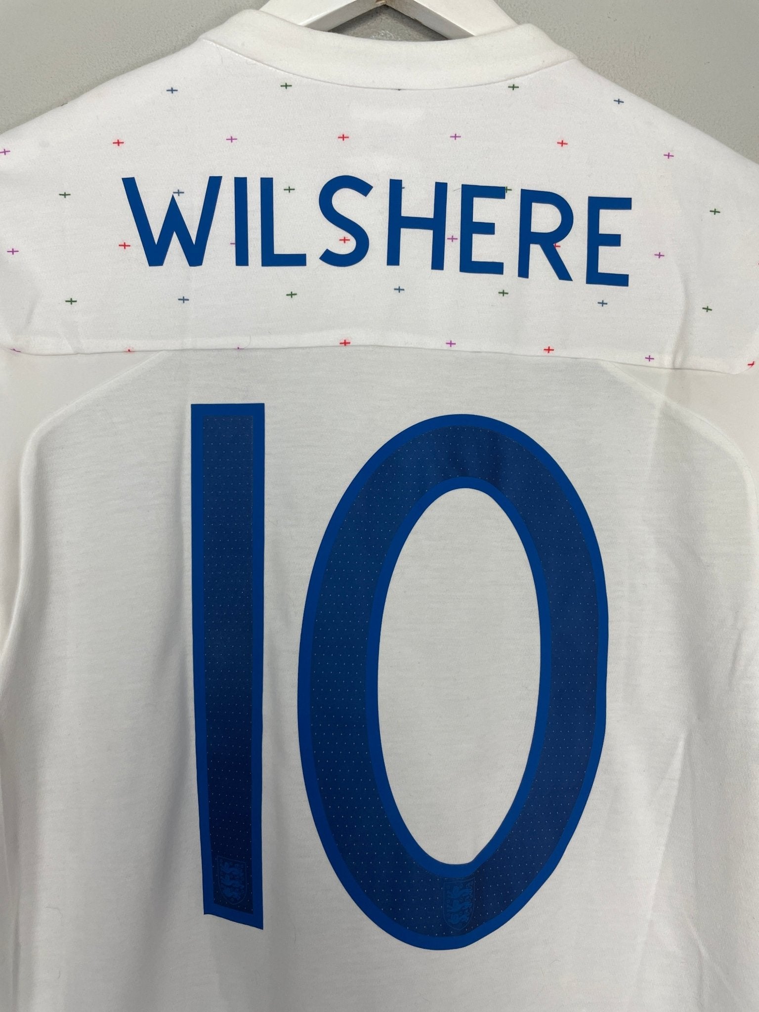 Shop 2010/11 ENGLAND WILSHERE #10 HOME SHIRT (M) UMBRO, classic football shirts, vintage football shirts & retro soccer jerseys at Cult Kits