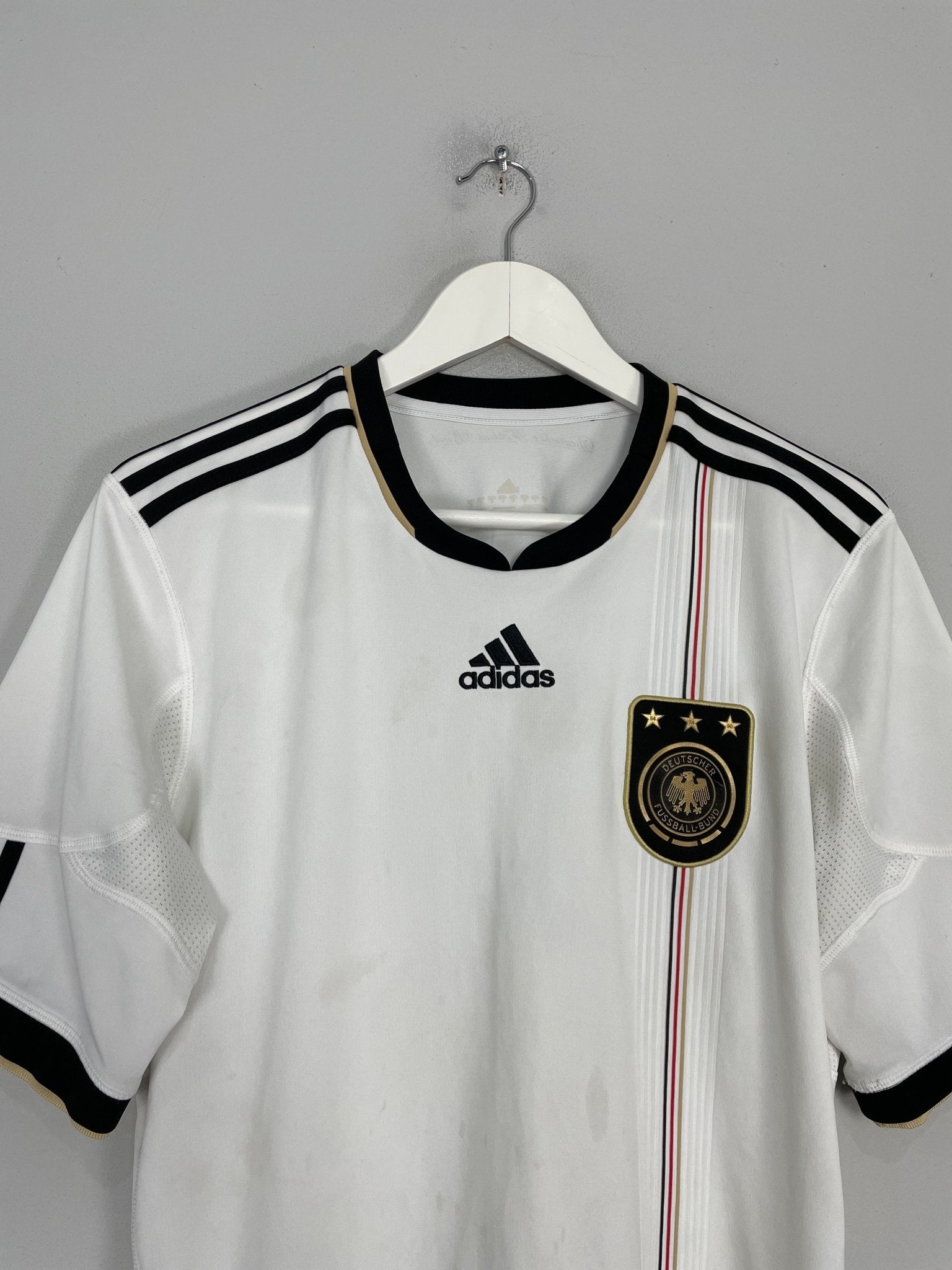 Shop 2010/11 GERMANY HOME SHIRT (M) ADIDAS, classic football shirts, vintage football shirts & retro soccer jerseys at Cult Kits